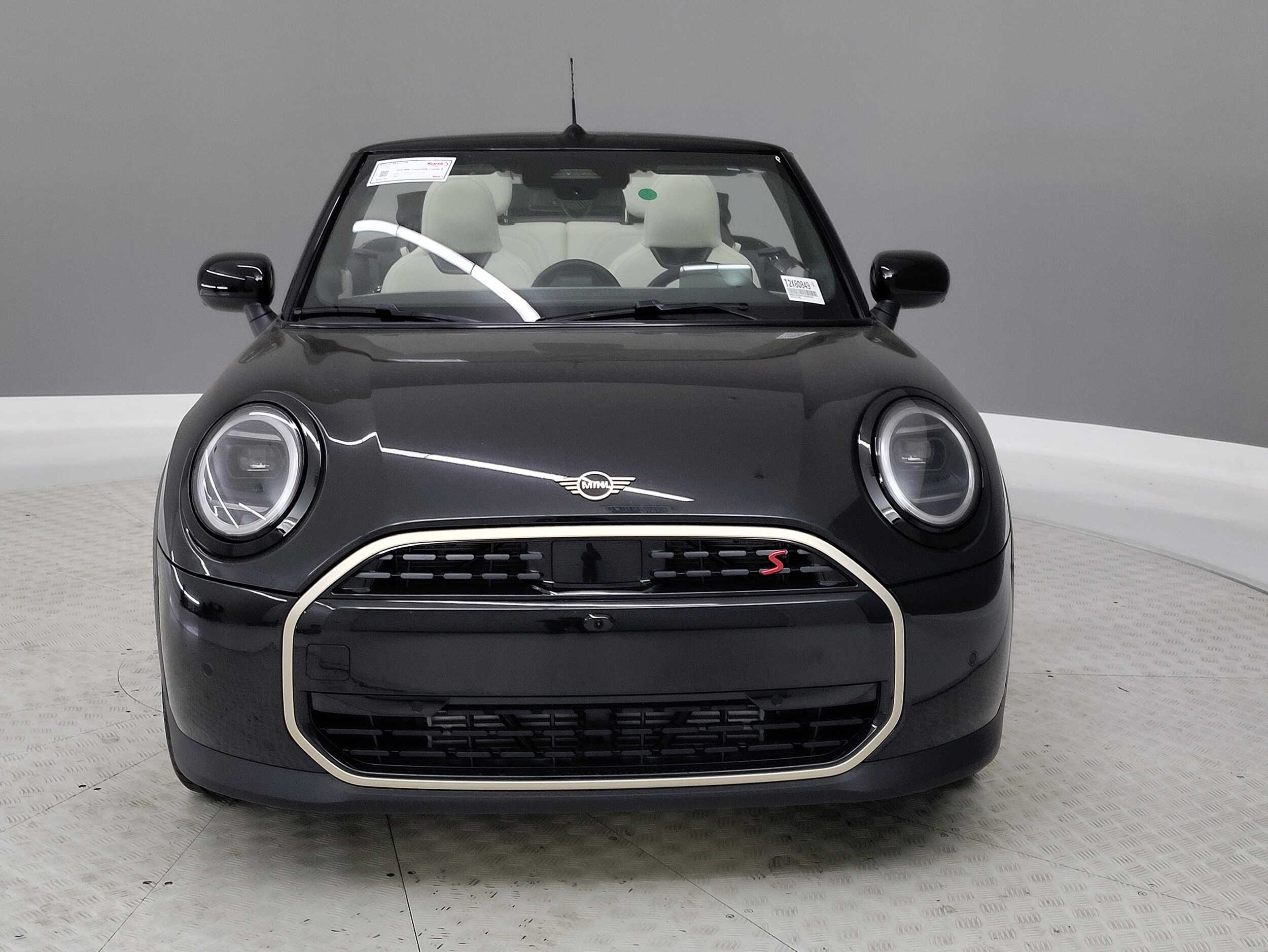 2026 Mini Cooper Convertible Iconic photo 2