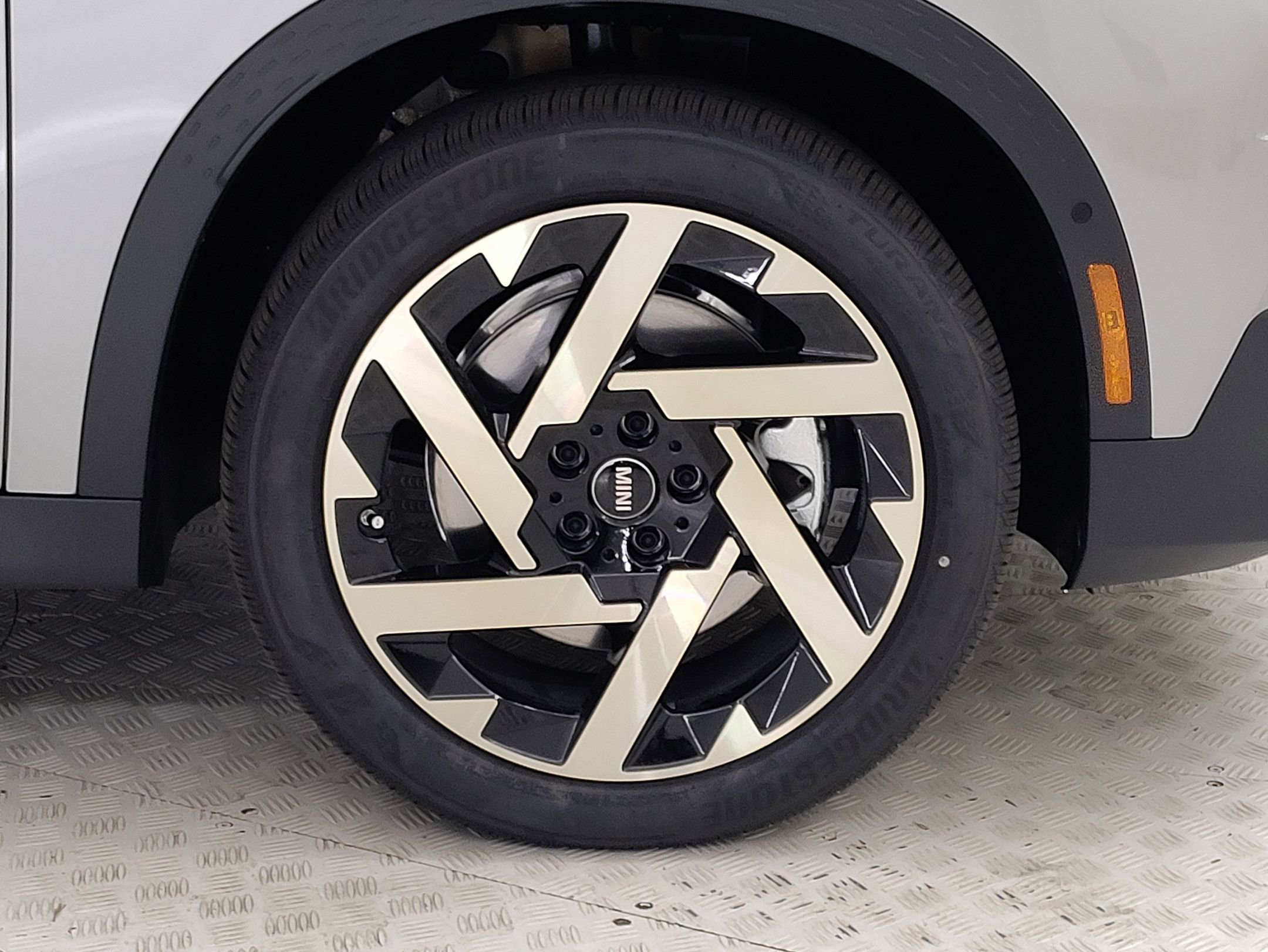2026 Mini Countryman Iconic S ALL4 photo 4