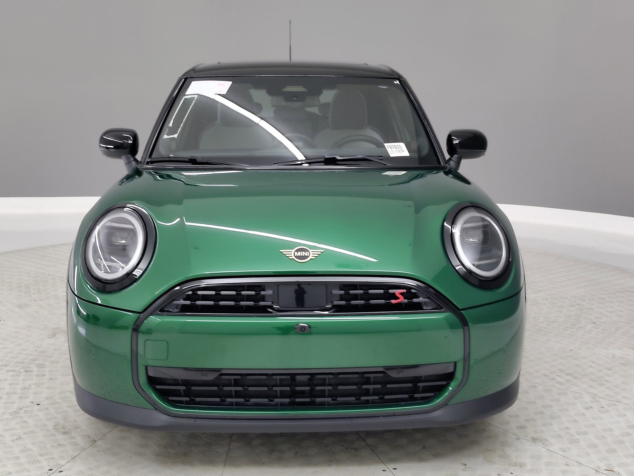 2026 Mini Cooper S Iconic photo 2