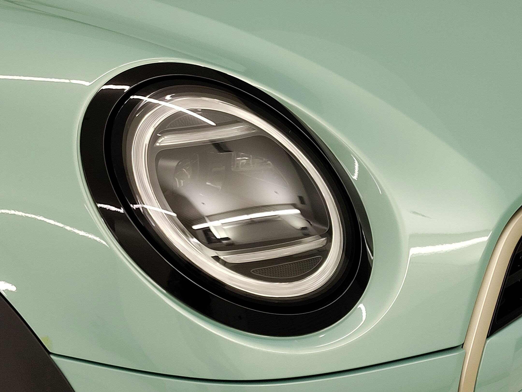 2026 Mini Cooper Hardtop S photo 3