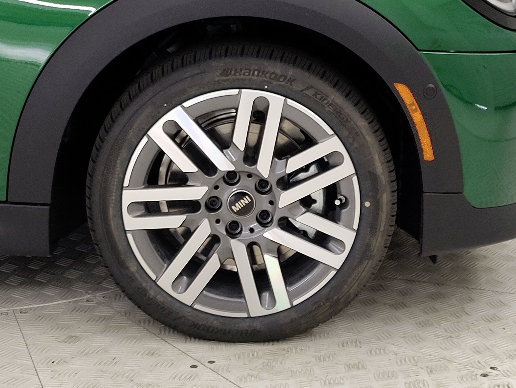 2026 Mini Cooper Signature photo 4