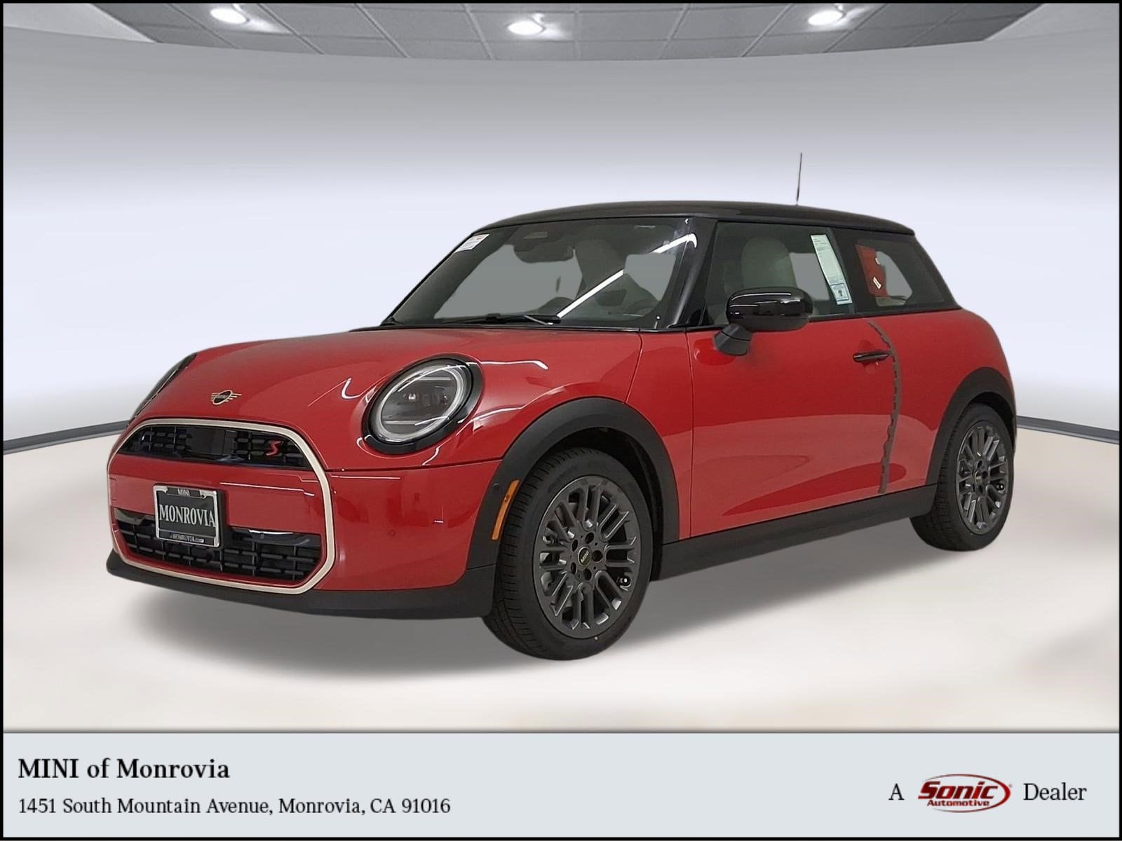 2026 MINI Hardtop Cooper S's photo