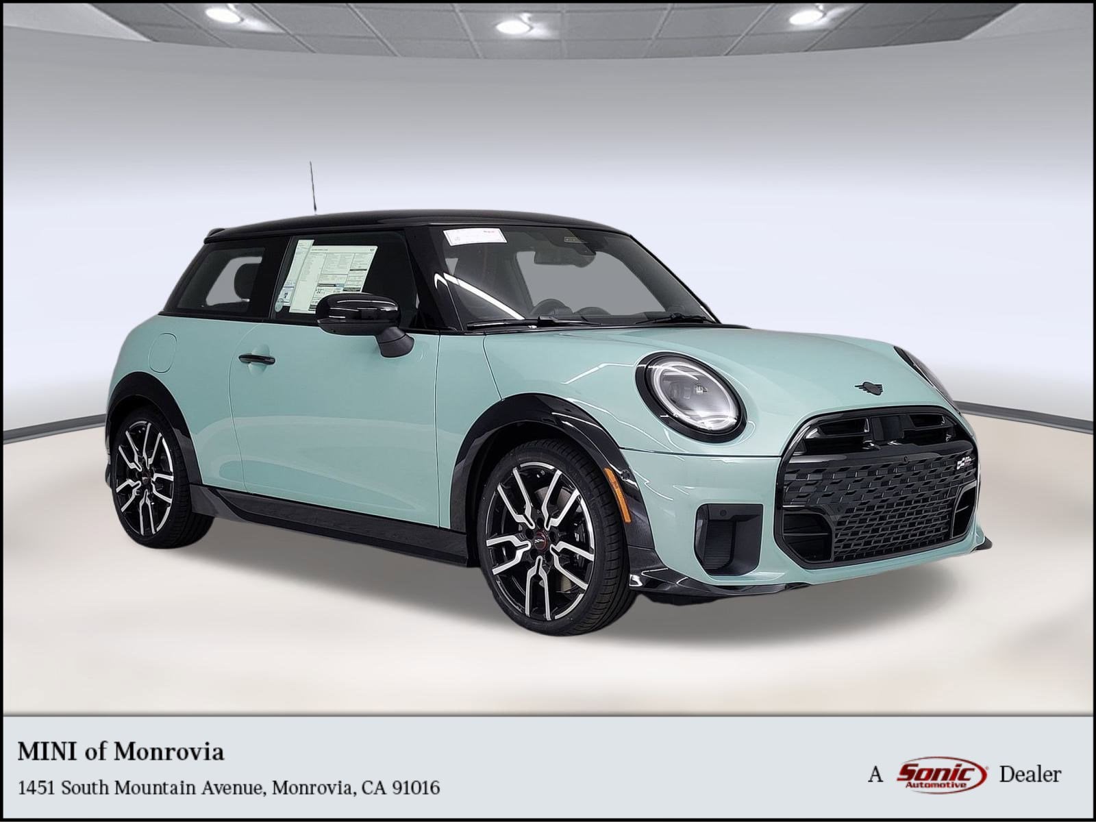 2026 MINI Hardtop 2 Door S's photo
