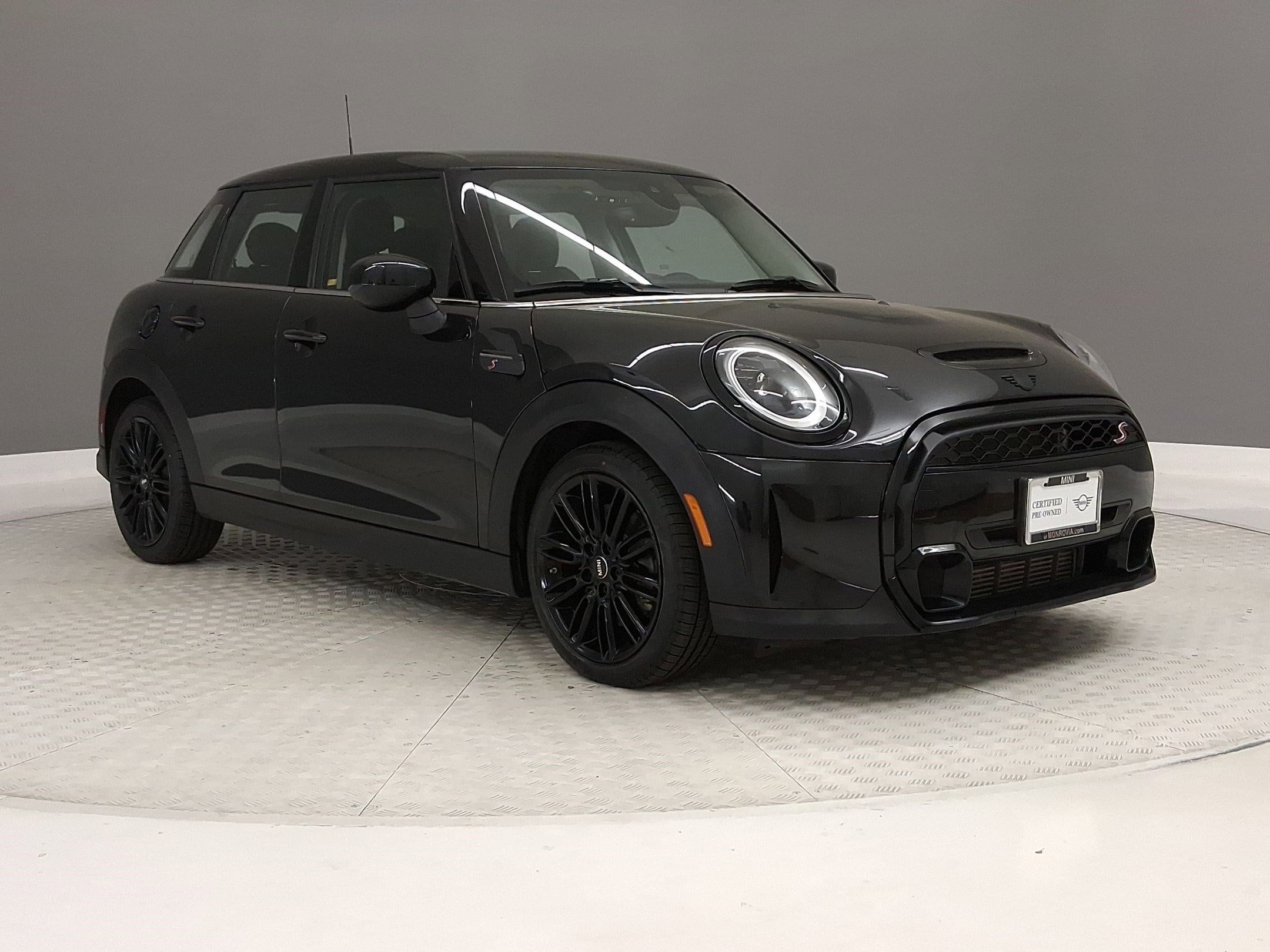 2023 MINI Hardtop 4 Door Cooper S photo 4