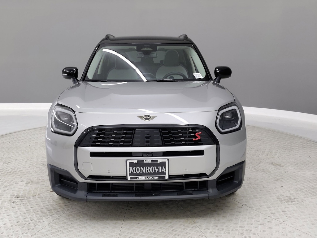 New 2025 MINI Countryman Iconic SUV