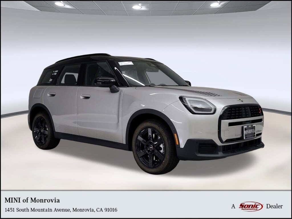 New 2026 MINI Countryman Signature Plus SUV