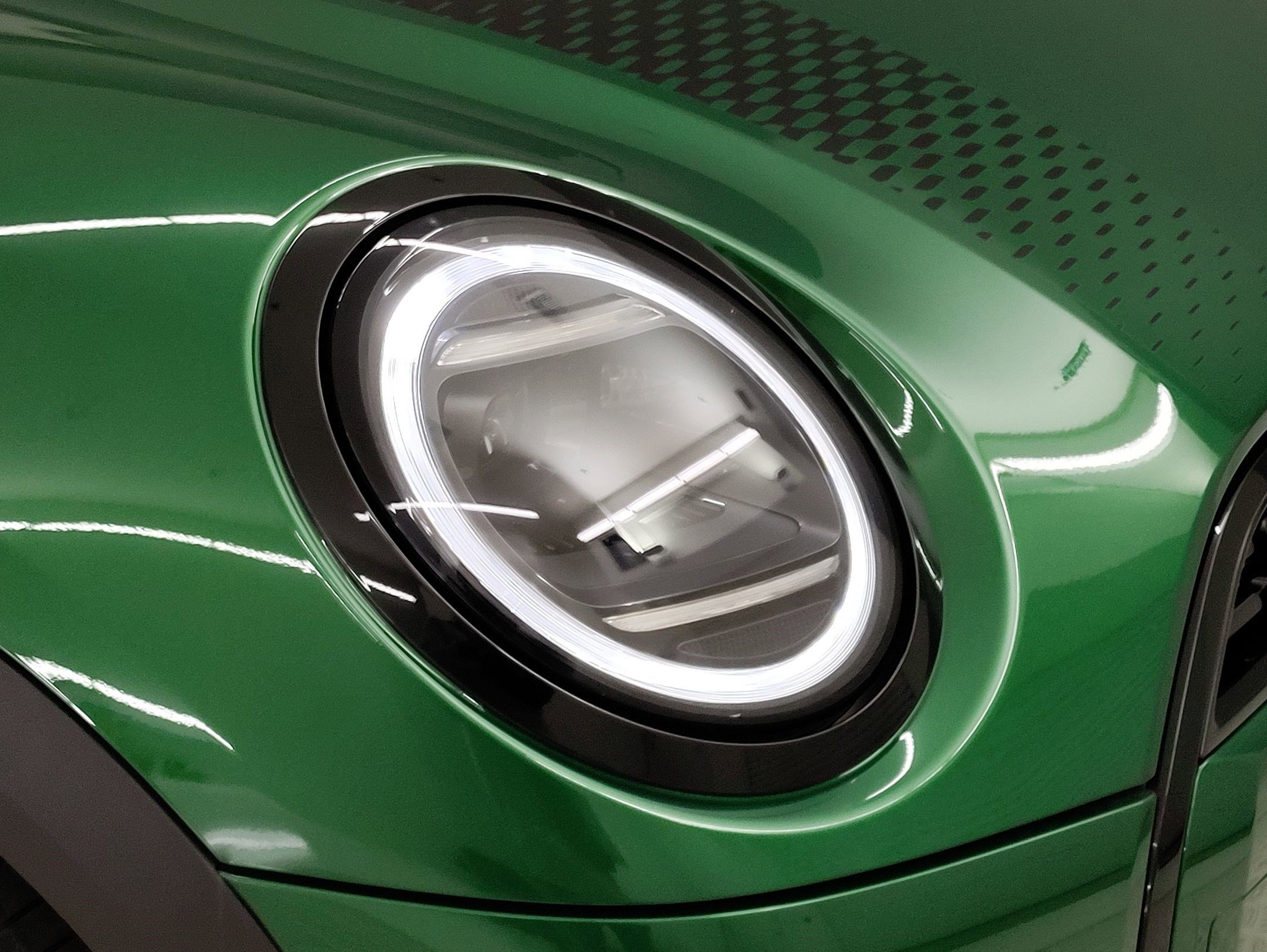 2026 Mini Cooper S 2 Door Iconic photo 3