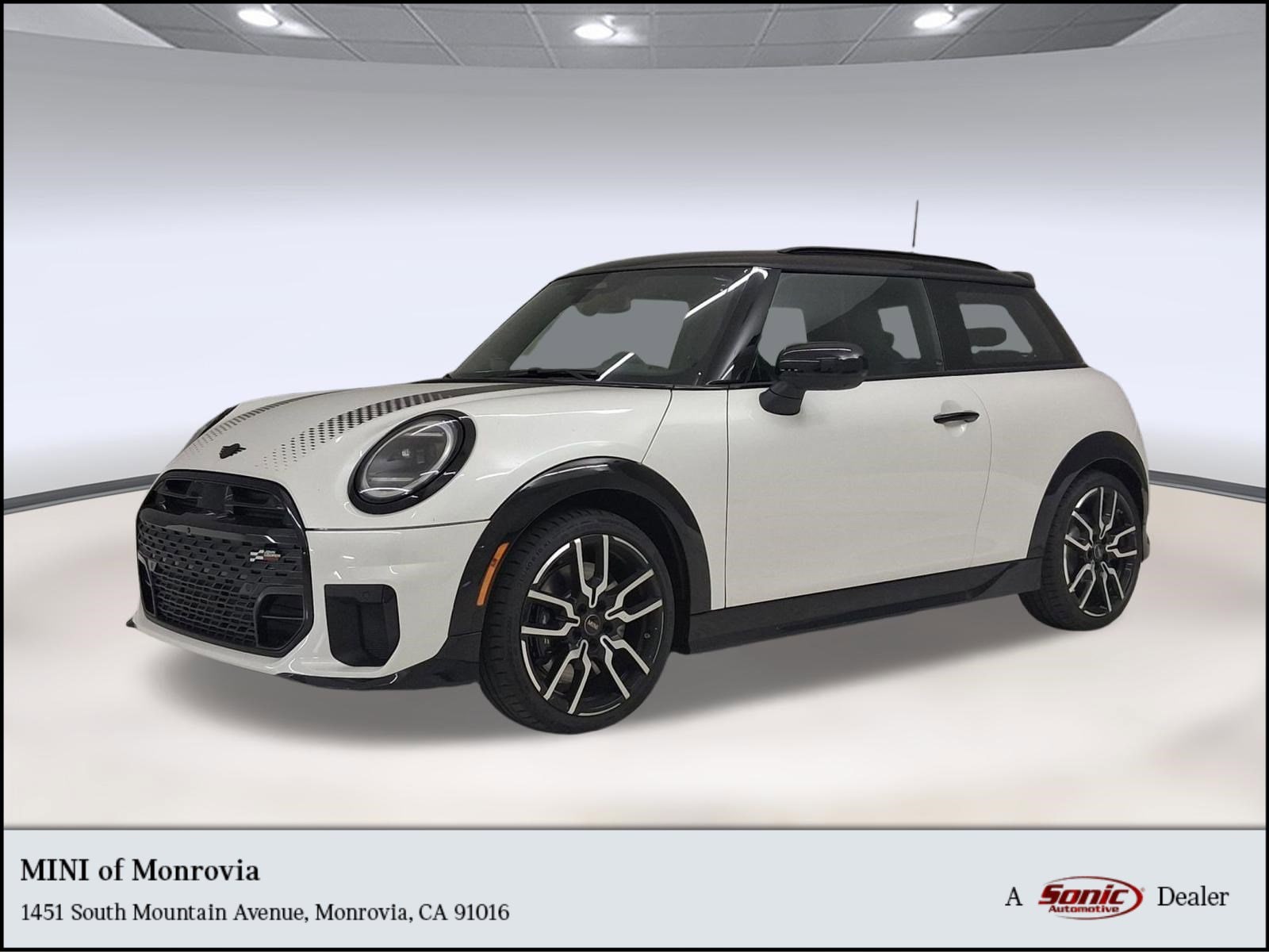 2026 MINI Hardtop Cooper S's photo