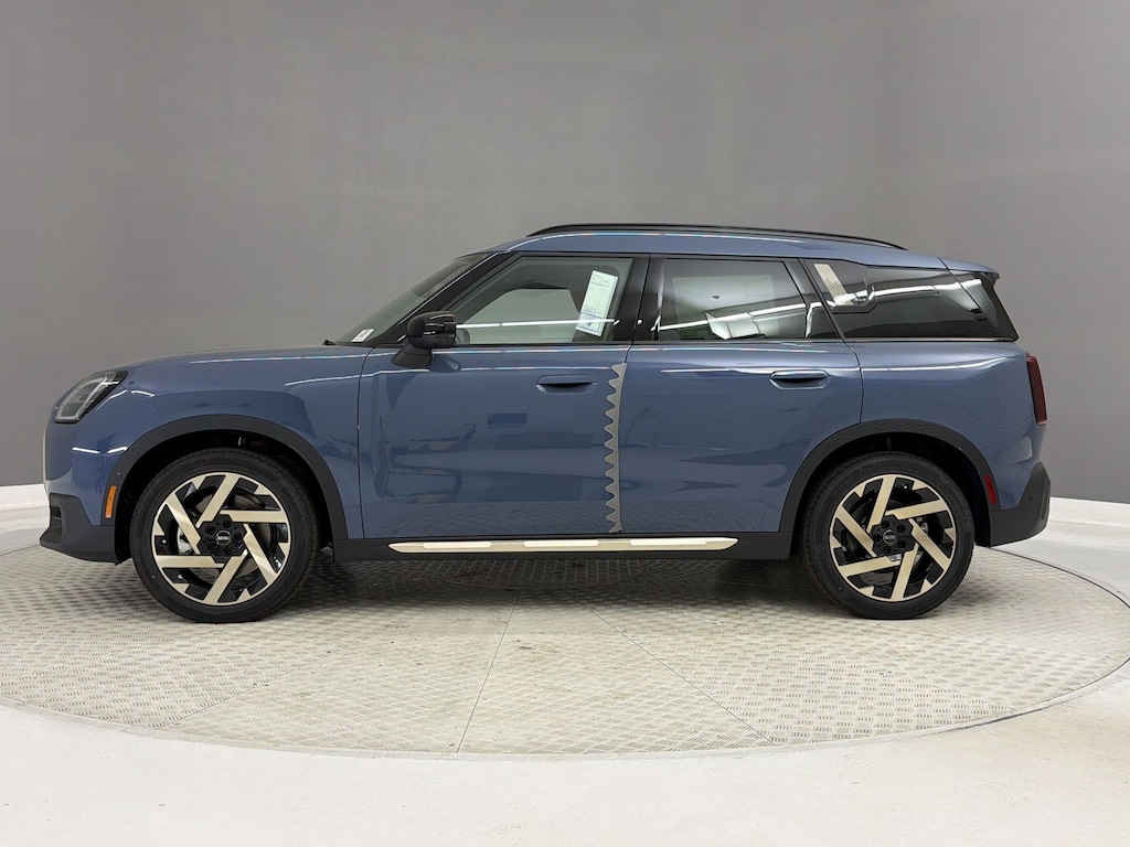 New 2027 MINI Countryman Iconic SUV