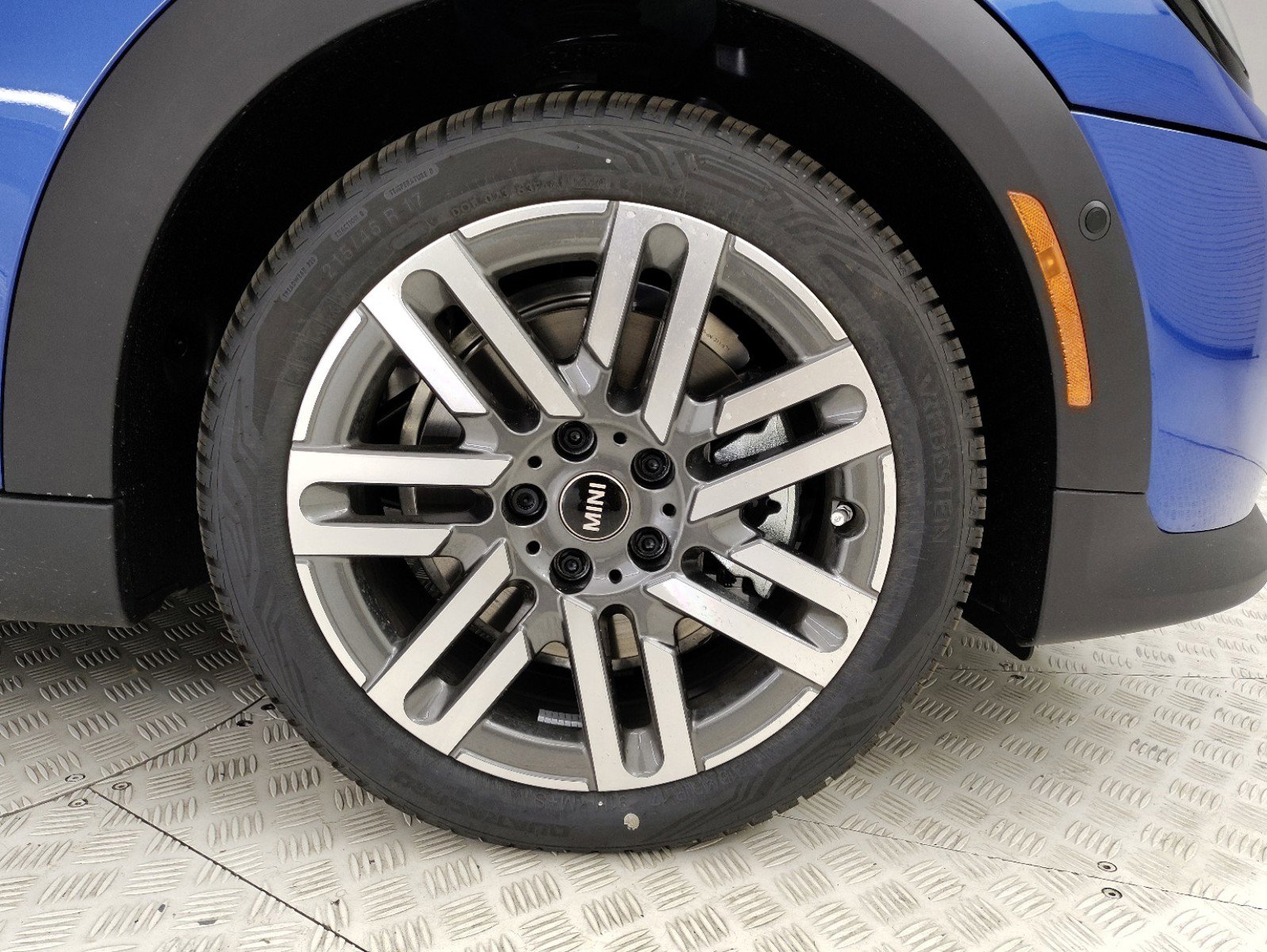 2025 Mini Cooper Signature photo 4