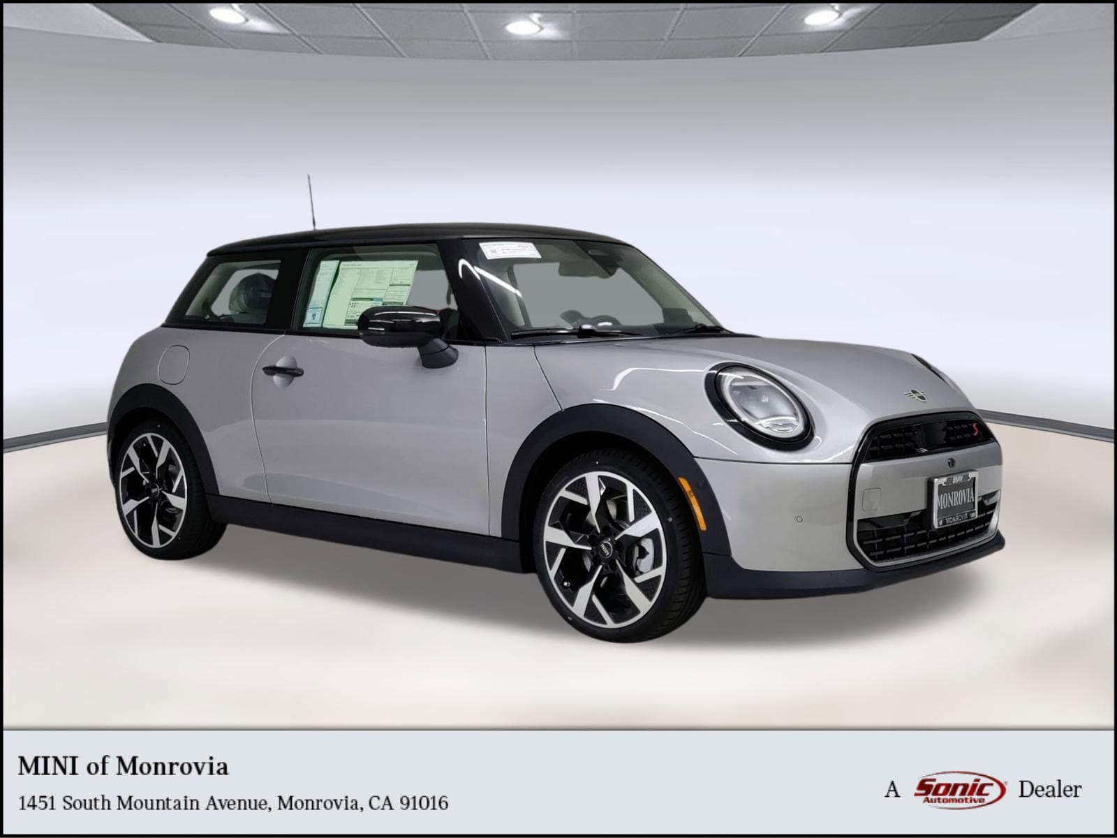 2026 MINI Hardtop 2 Door S's photo
