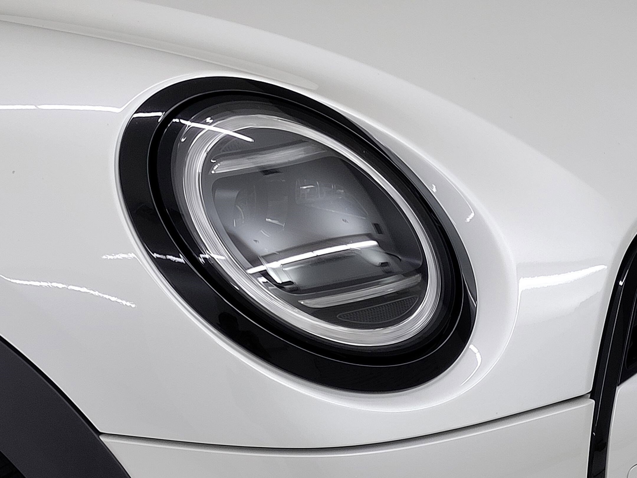 2026 Mini Cooper Signature photo 2