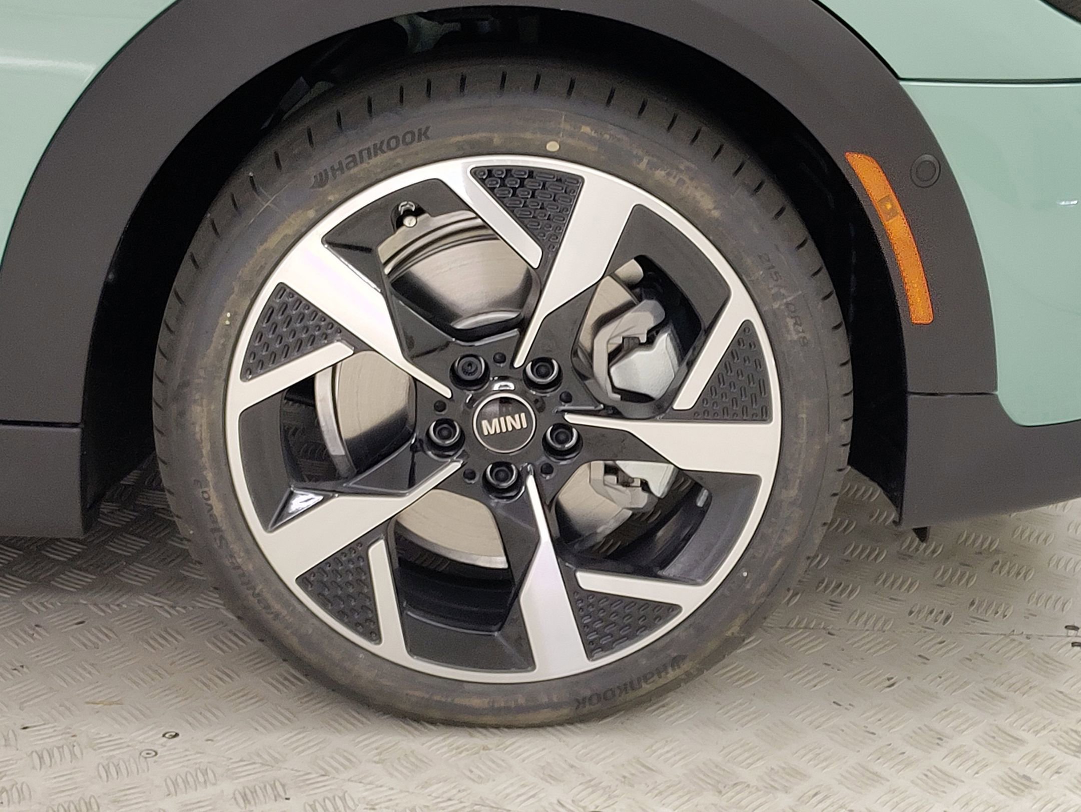 2026 Mini Cooper S 2 Door Iconic photo 4