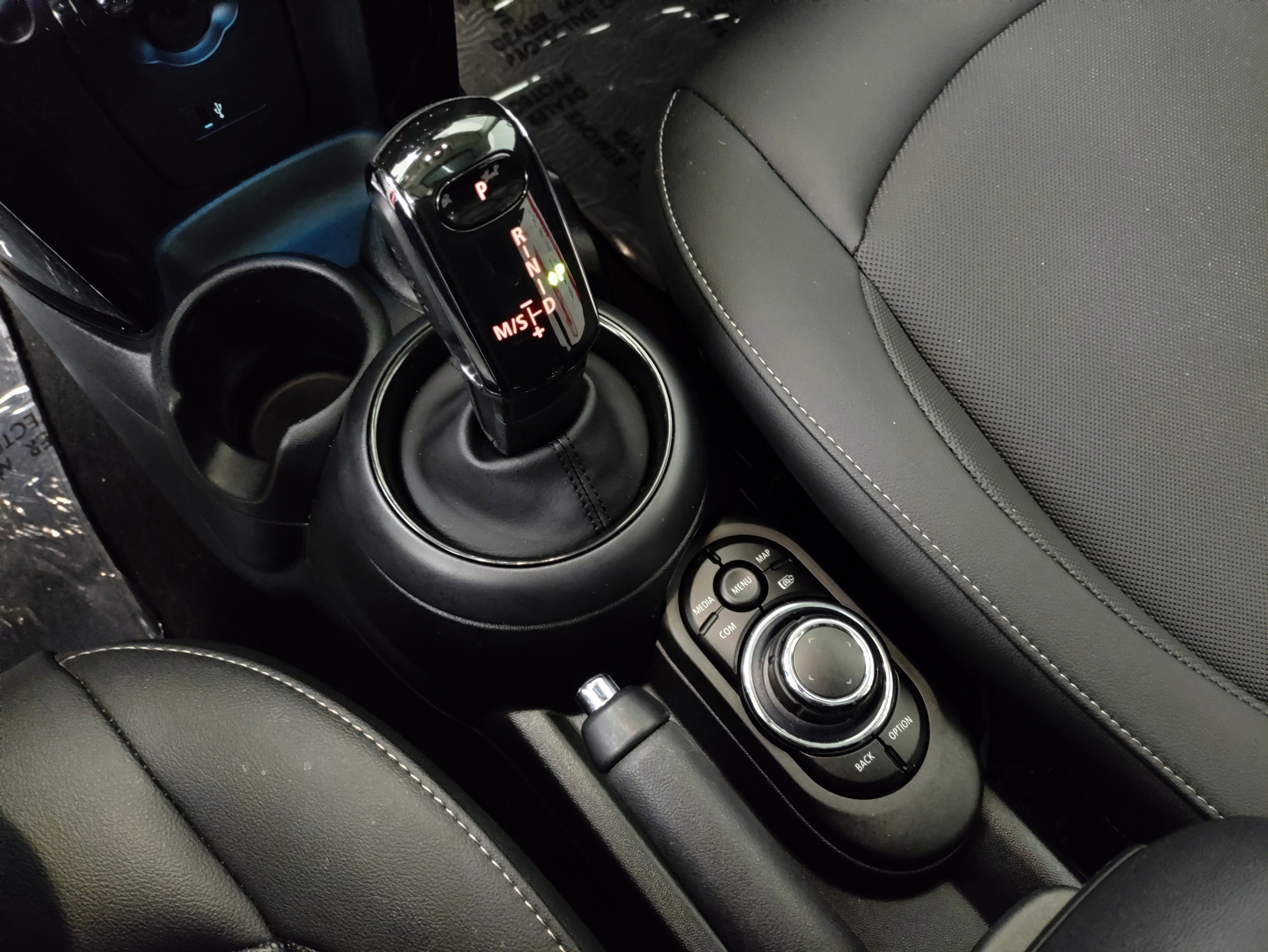 Pre-Owned 2023 MINI Hardtop 2 Door Cooper For Sale | Los Pre-Owned 2023 MINI Hardtop 2 Door Cooper For Sale | Los