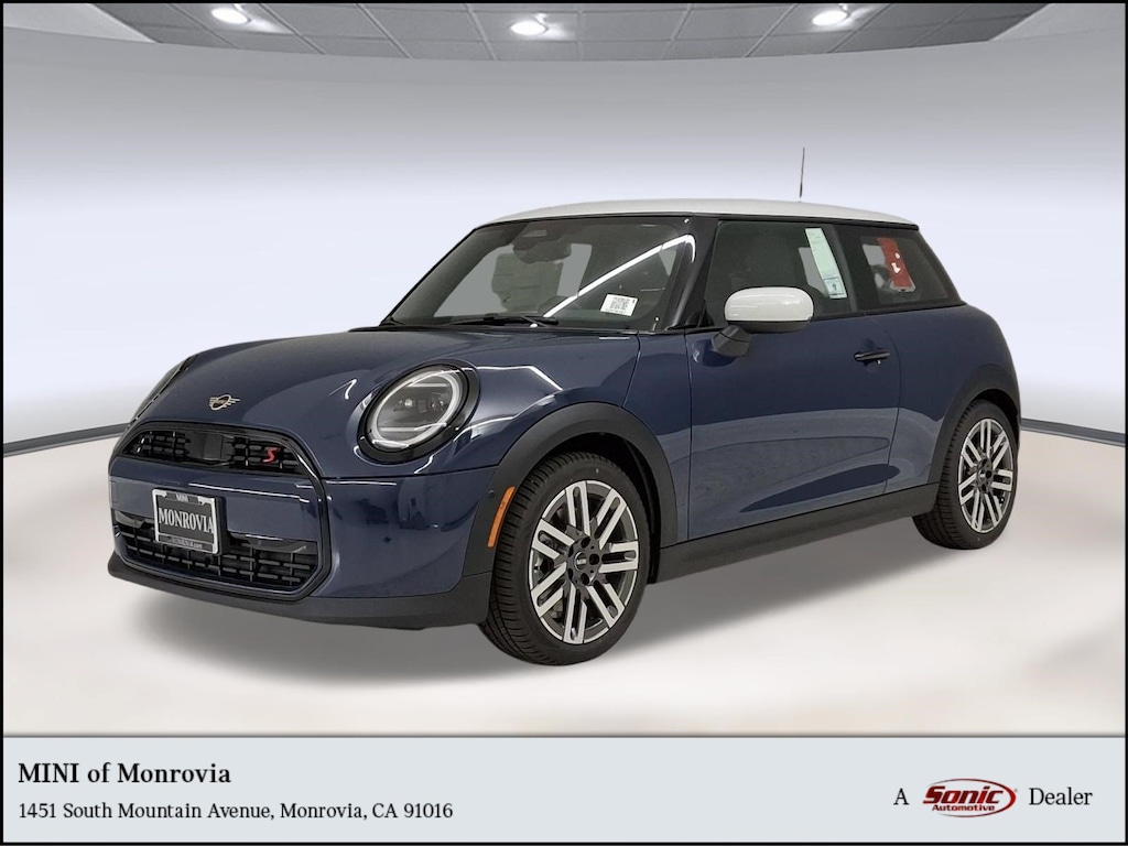 New 2026 MINI 2 Door Signature Plus Hatchback