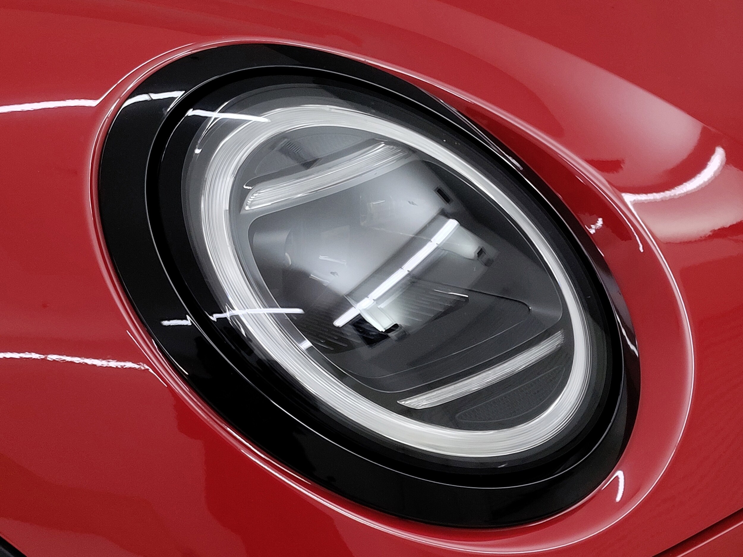 2025 Mini Cooper 2 Door Hardtop Iconic photo 3