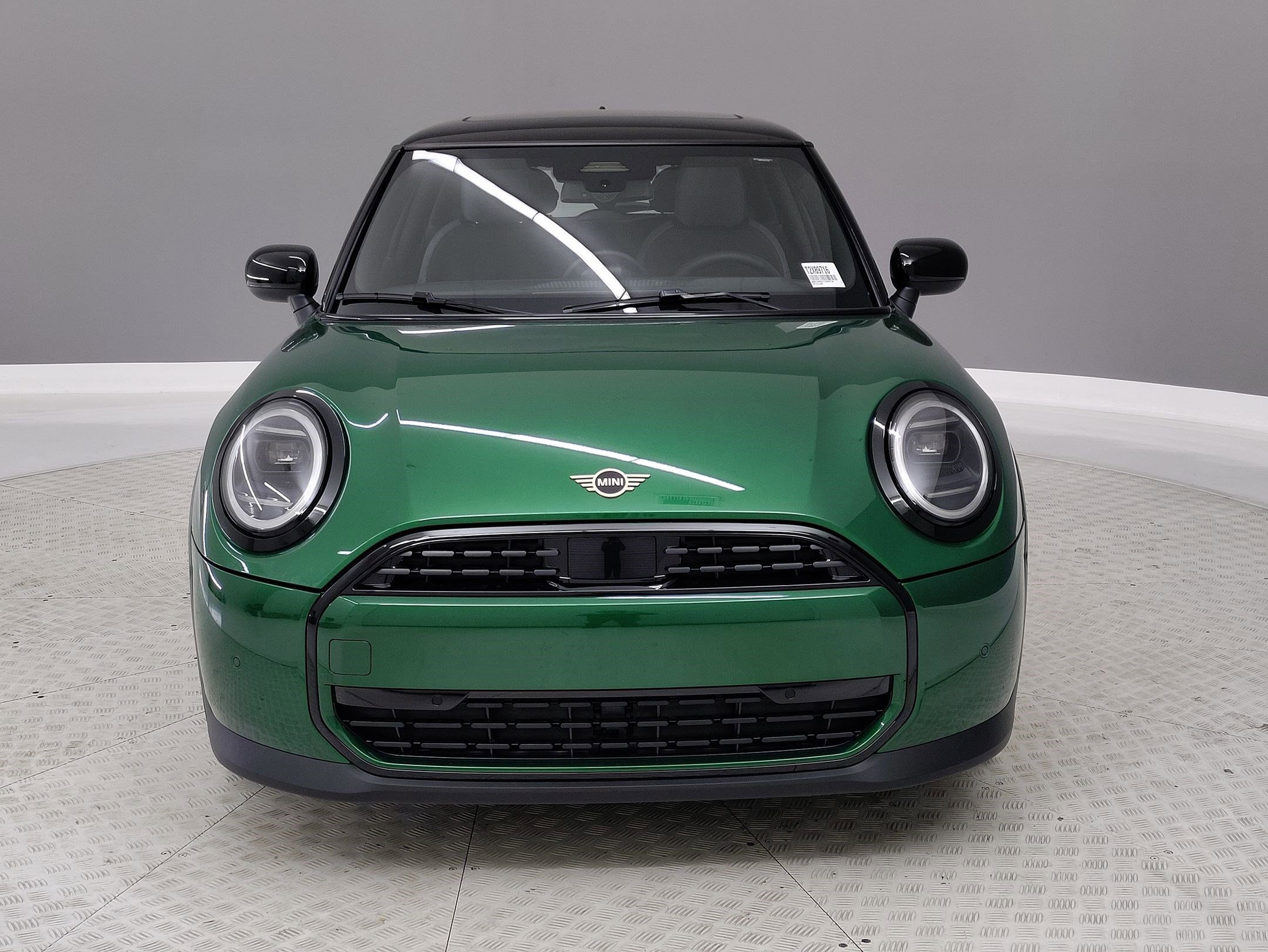 2026 Mini Cooper Signature photo 2