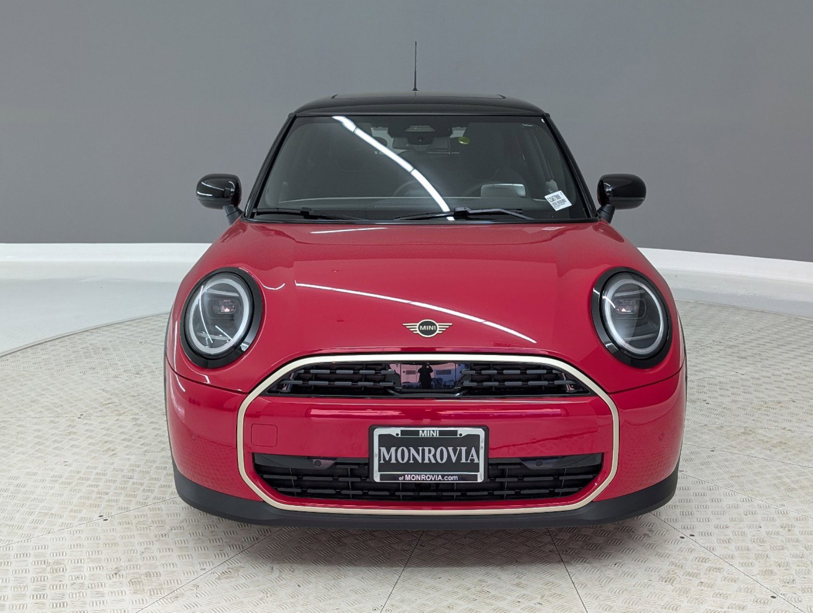 2025 Mini Cooper Signature photo 2