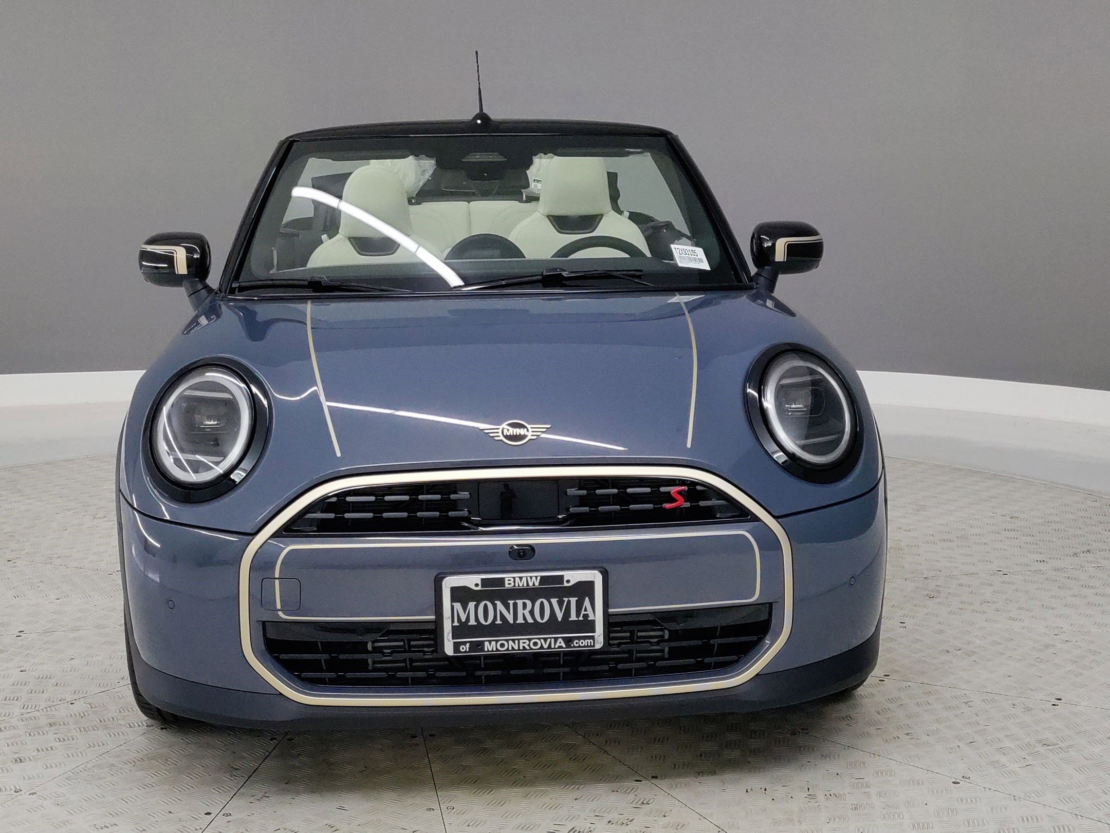 2026 Mini Cooper Iconic Convertible photo 2