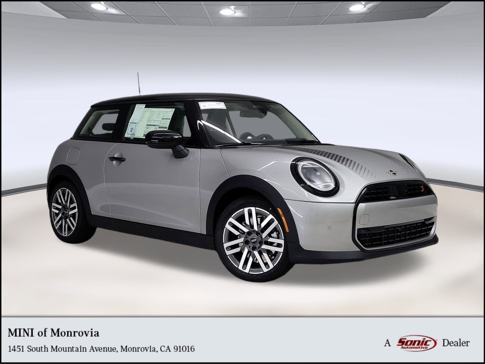 2026 MINI Hardtop 2 Door S's photo