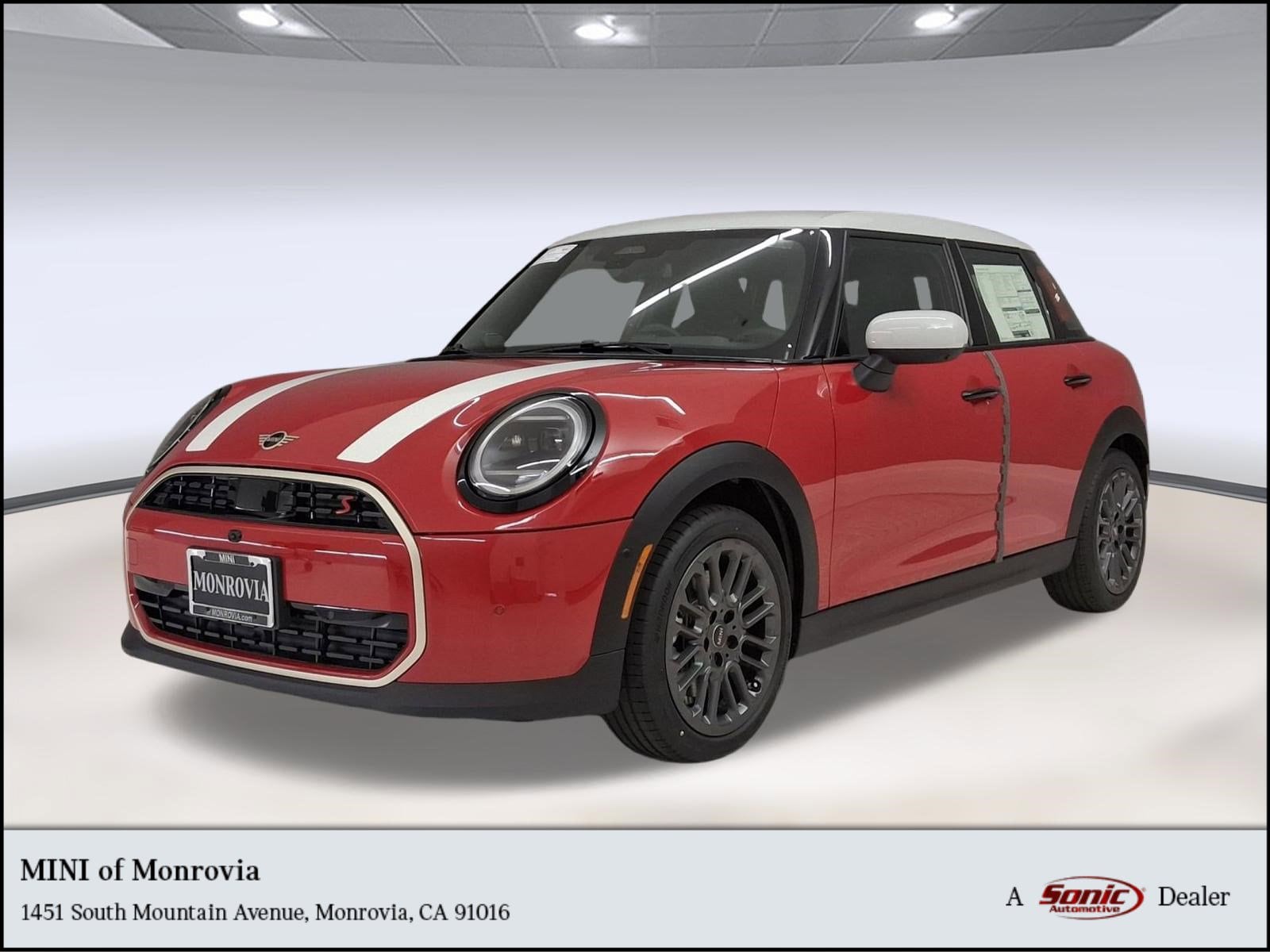 2026 MINI Hardtop Cooper S's photo