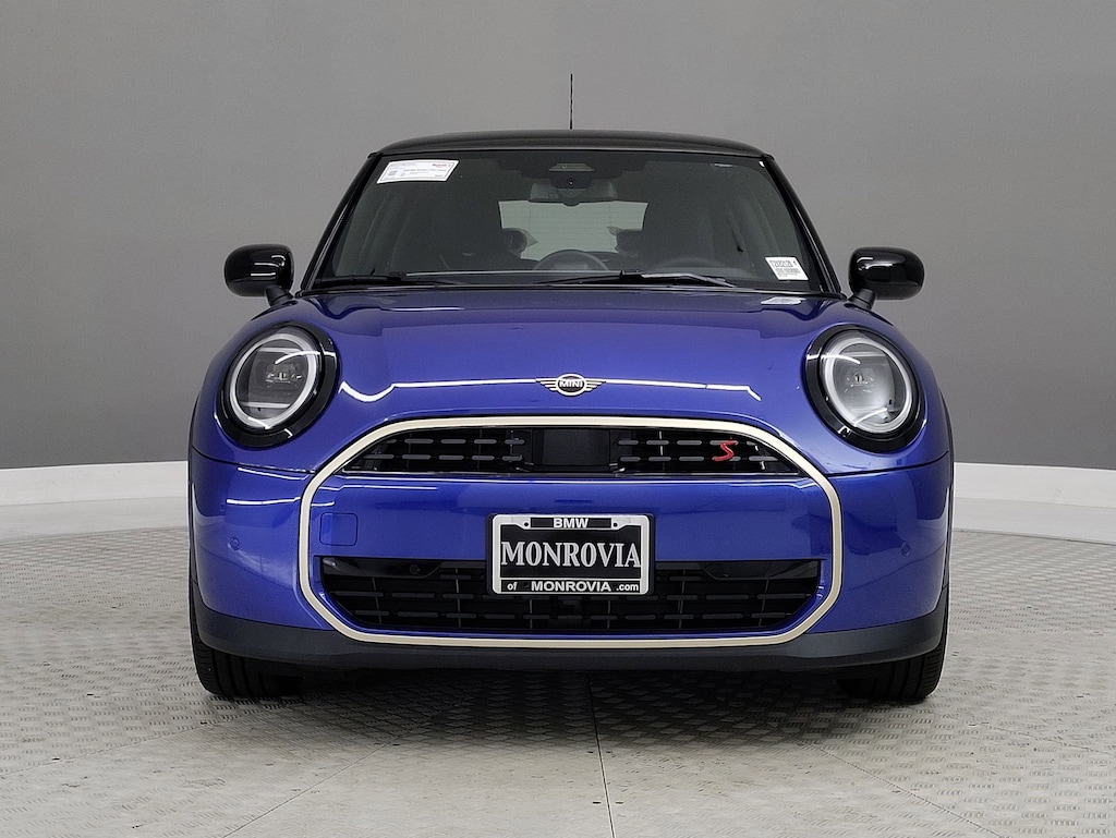 New 2026 MINI 2 Door Signature Plus Hatchback