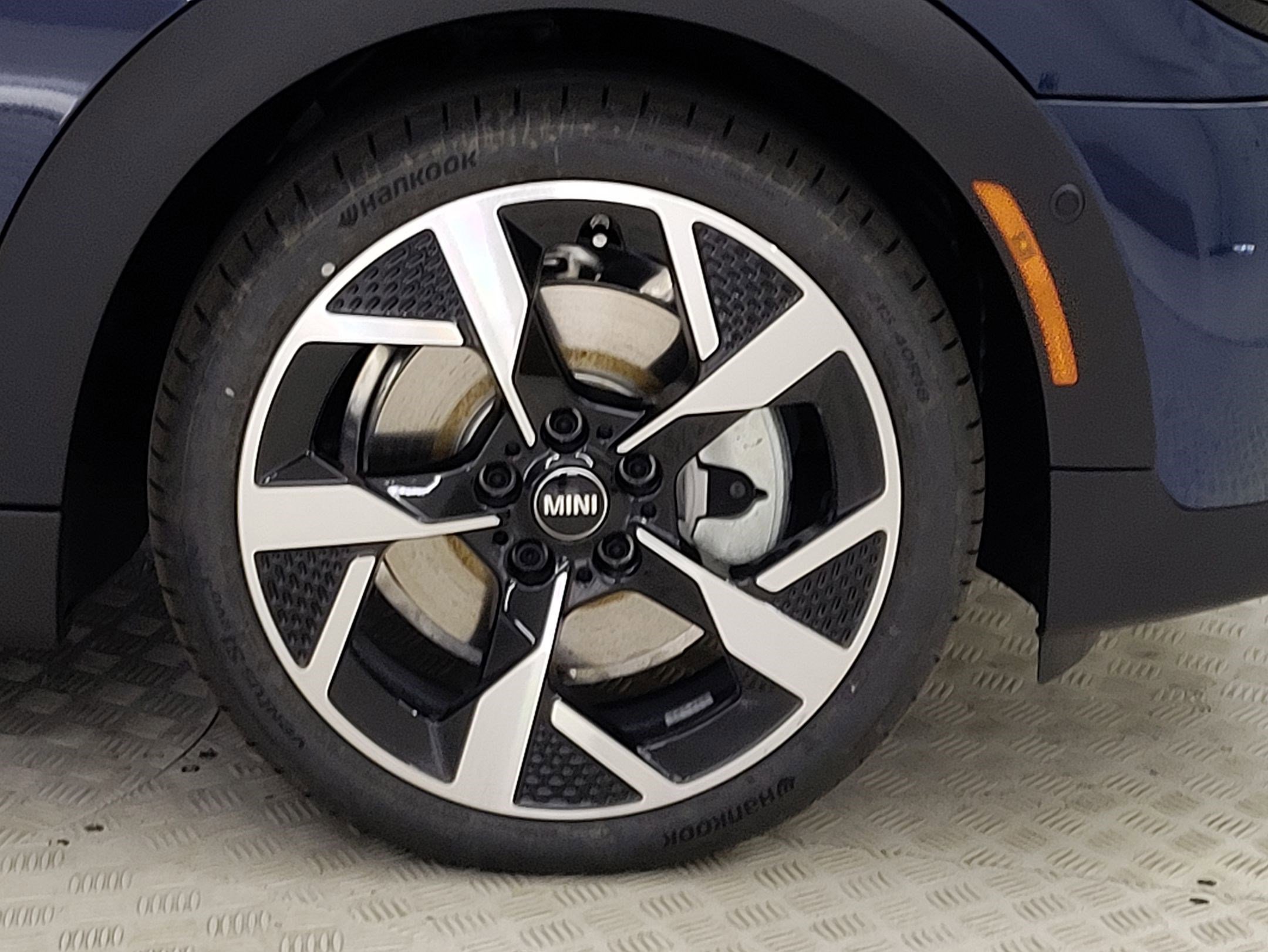 2026 Mini Cooper Iconic Convertible photo 4