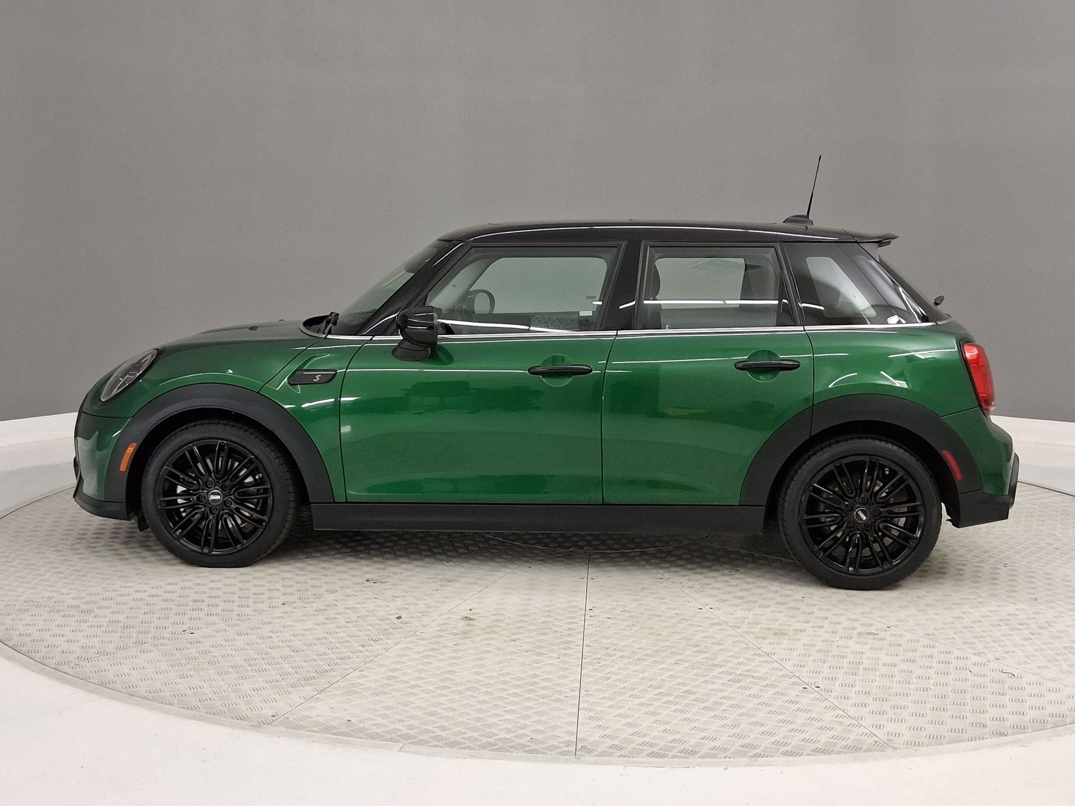 WMW53DK03R2U49995