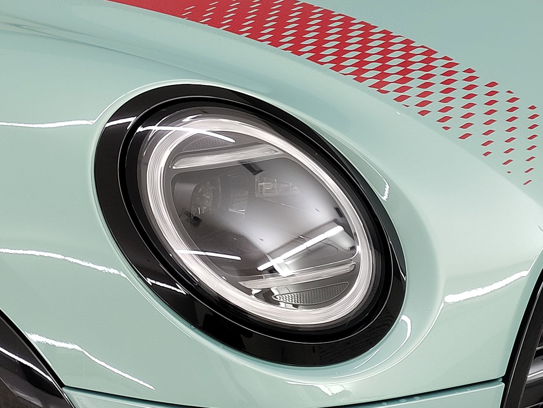 2026 Mini Cooper Convertible Iconic photo 4