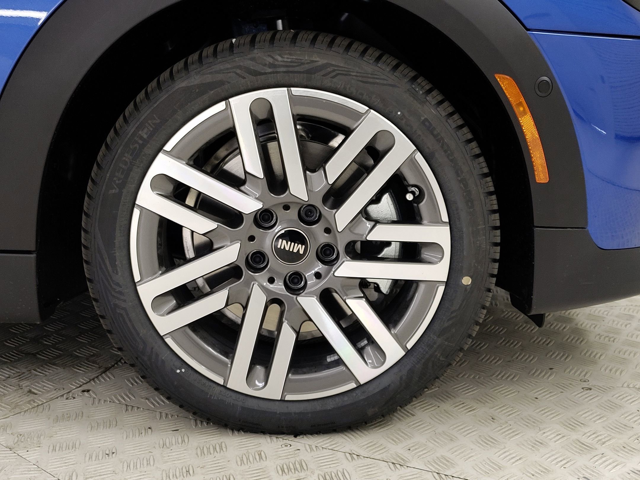 2026 Mini Cooper Signature photo 4