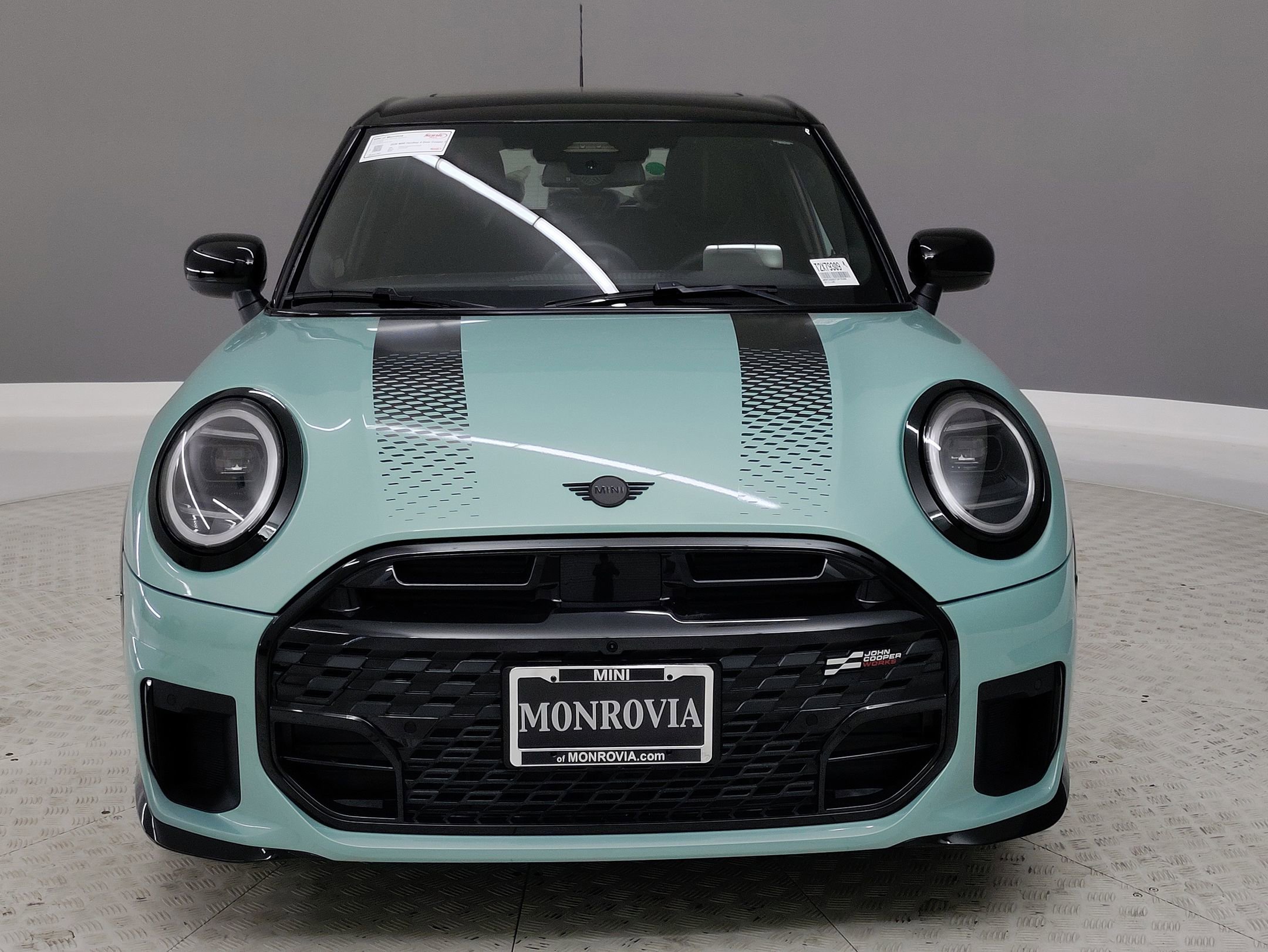 2026 Mini Cooper S Iconic photo 2