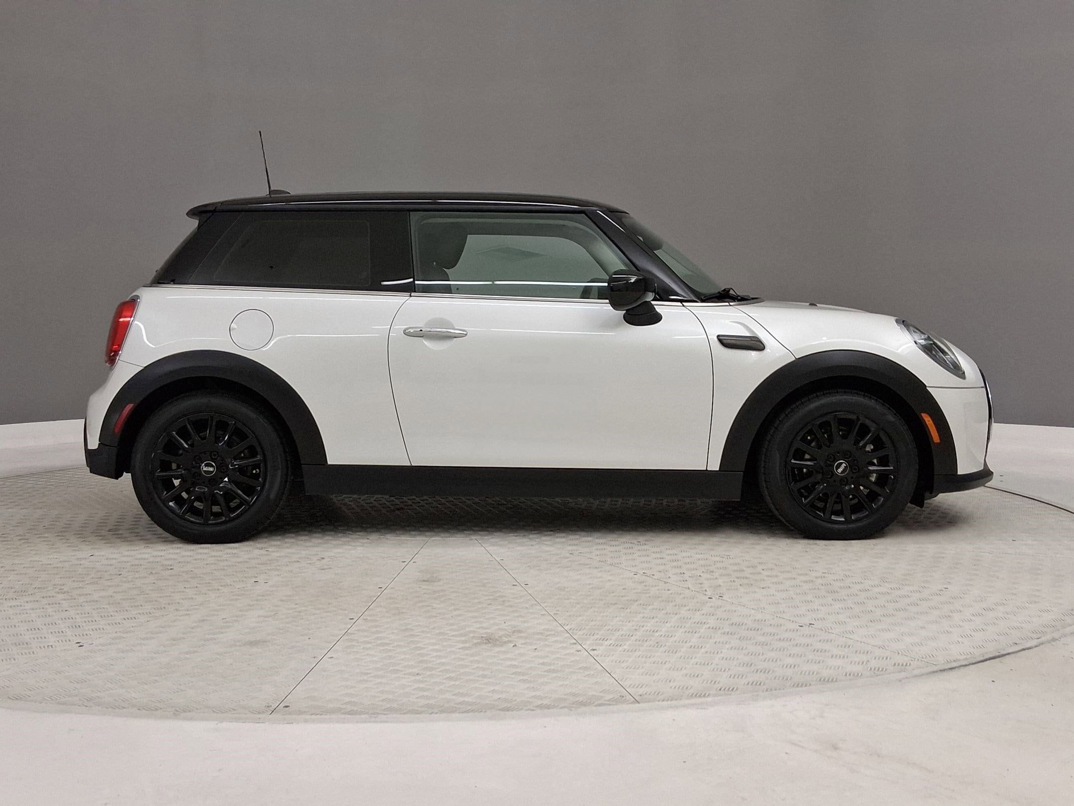 2024 MINI Hardtop 2 Door Cooper photo 5