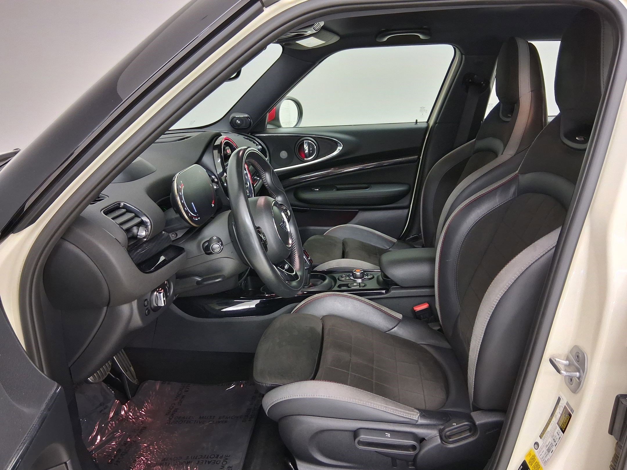 2021 MINI Clubman John Cooper Works ALL4 photo 2