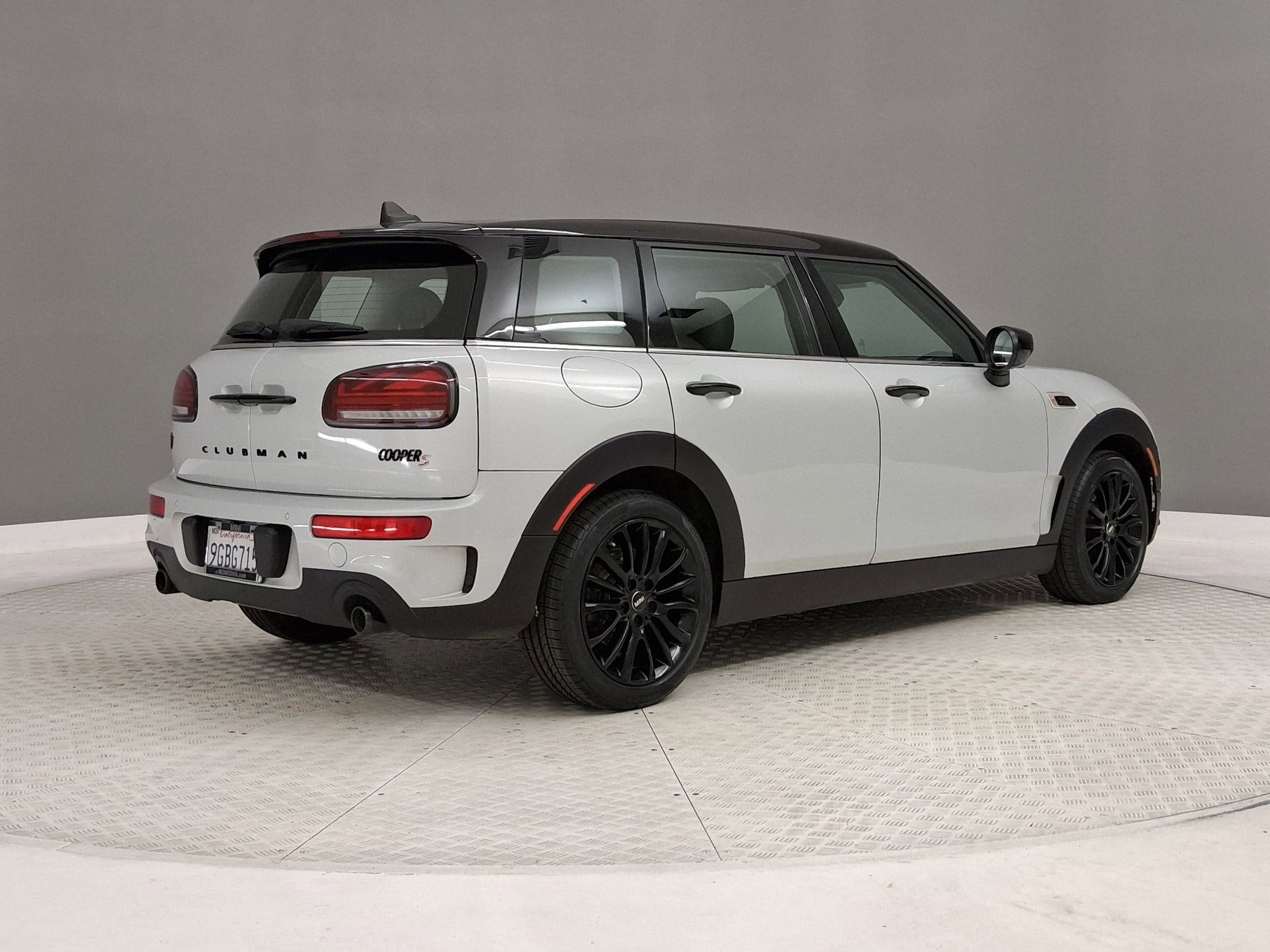2023 MINI Clubman Cooper S photo 6