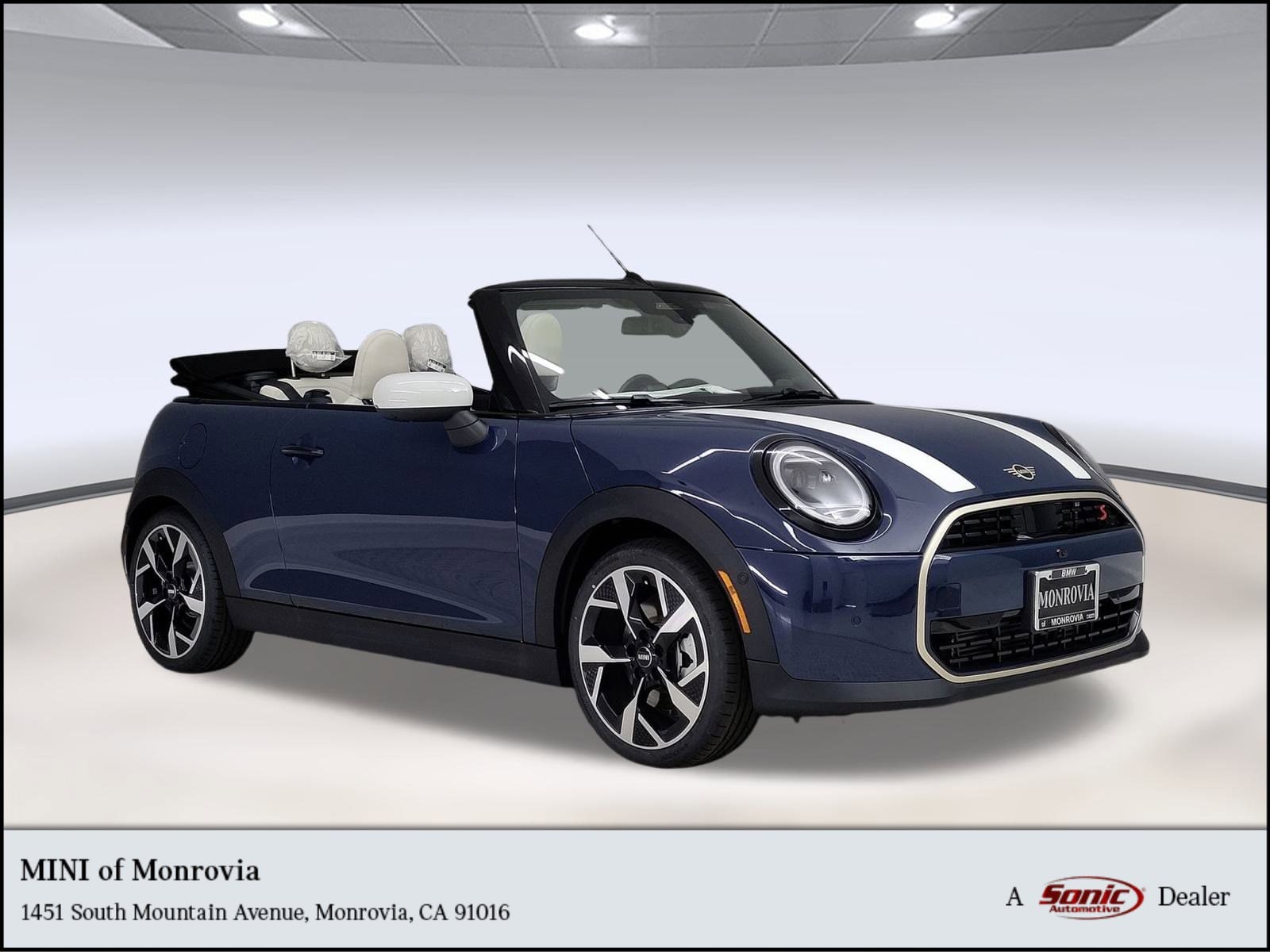 2026 MINI Convertible S's photo