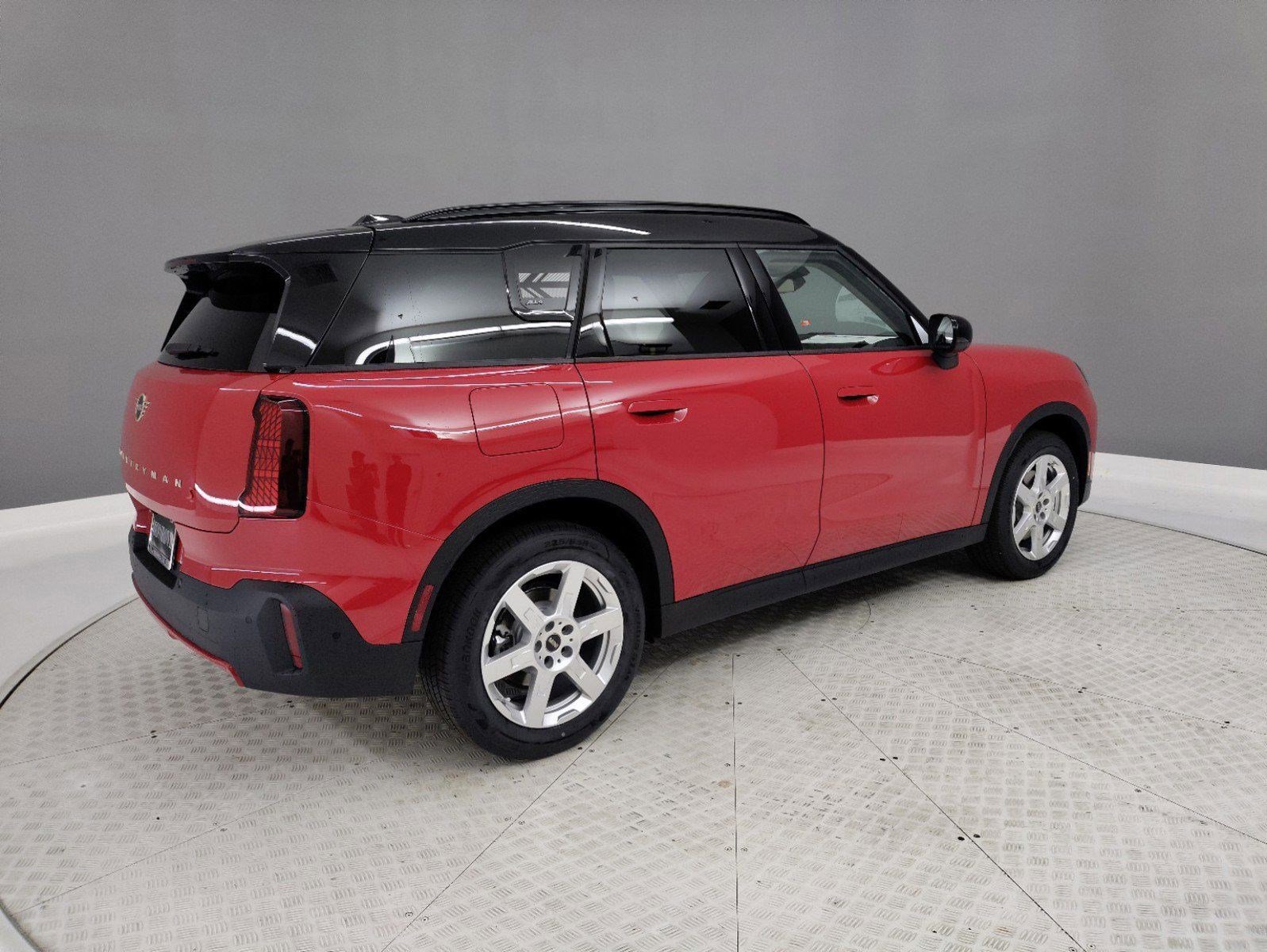 2025 MINI Countryman S photo 5