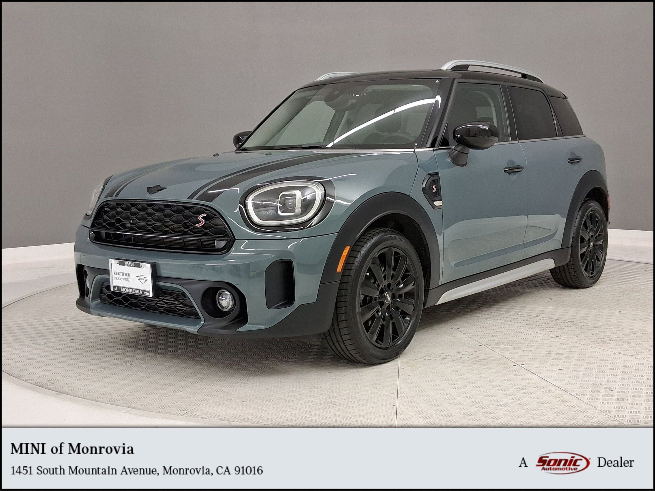2024 MINI Countryman Cooper S's photo