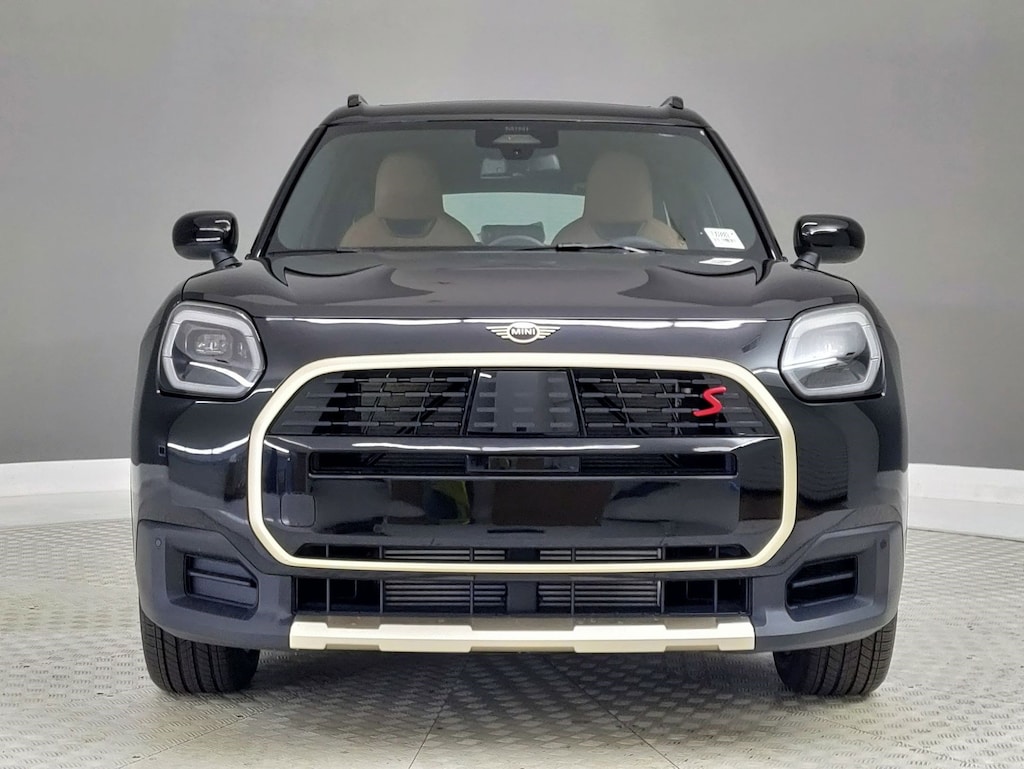New 2026 MINI Countryman Signature Plus SUV