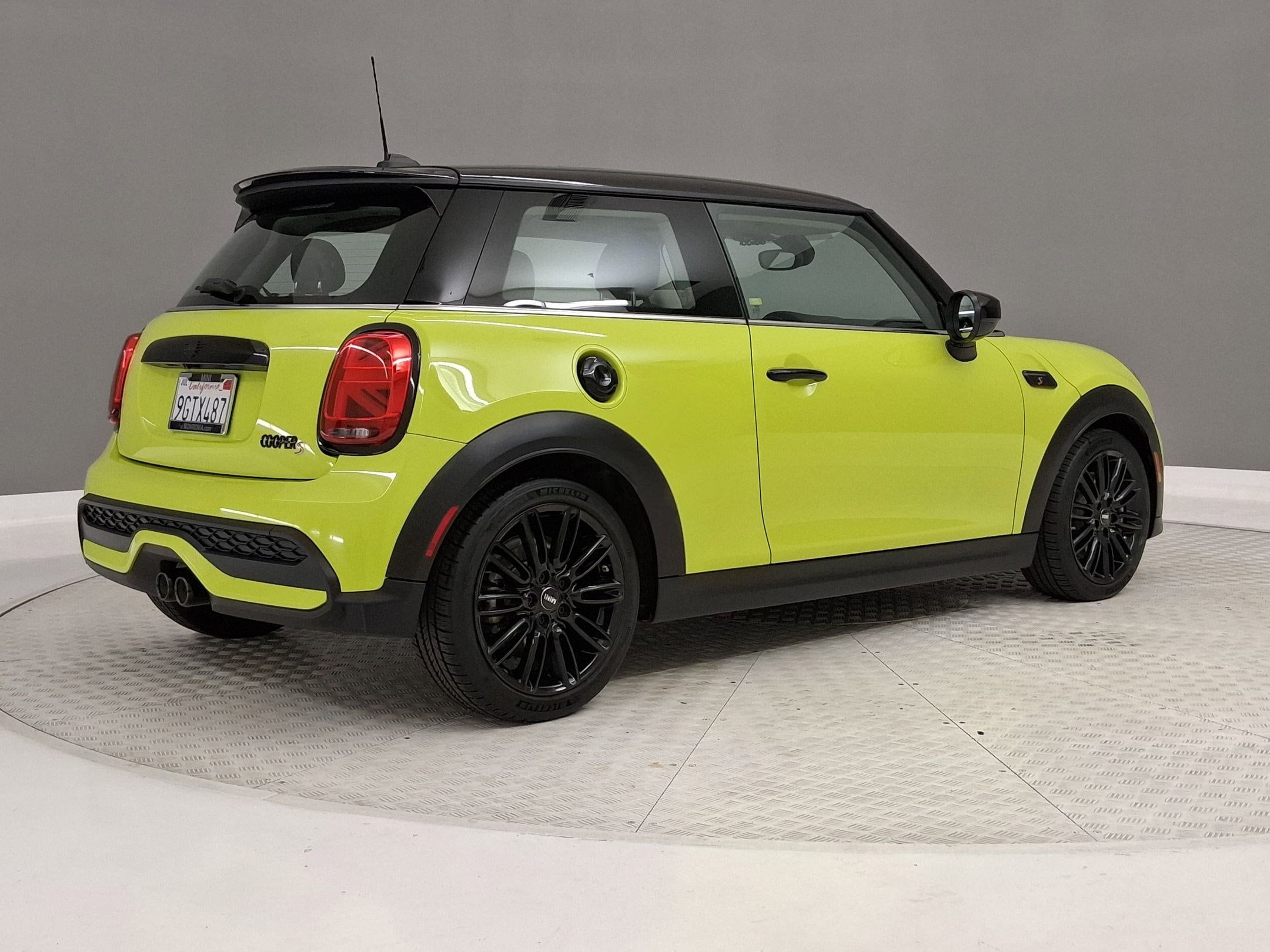 2024 MINI Hardtop 2 Door Cooper S photo 6
