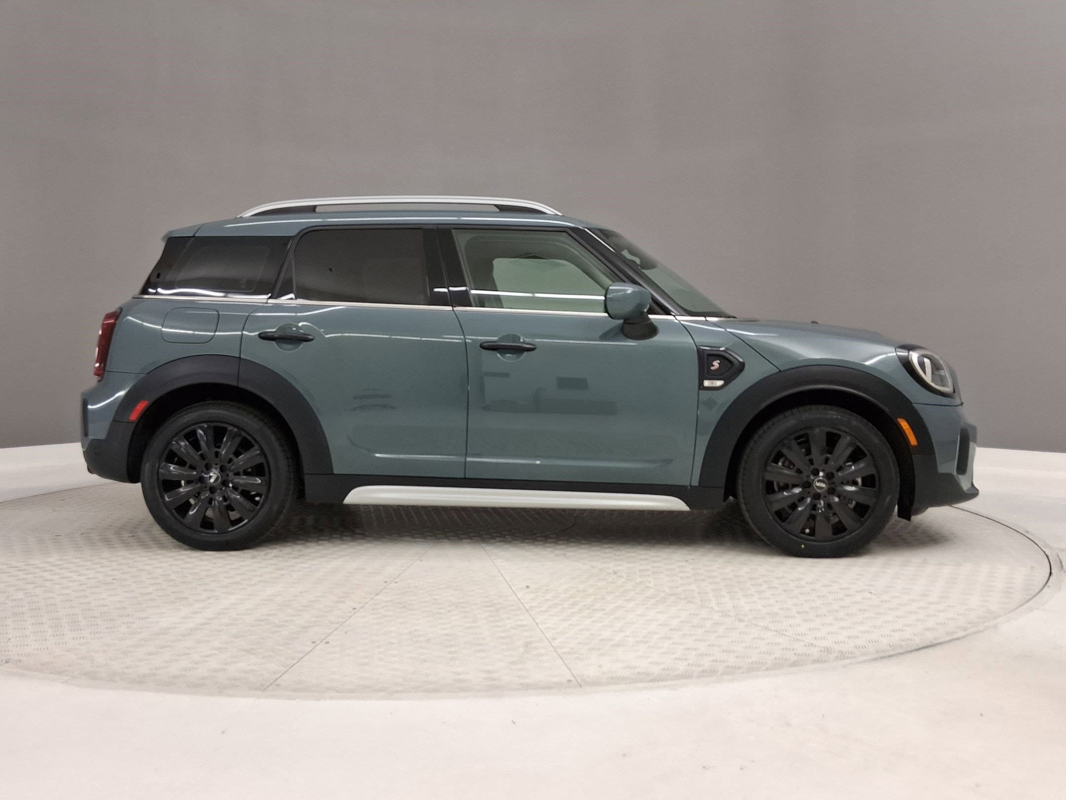 2023 MINI Countryman Cooper S photo 5