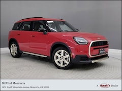 2025 MINI Countryman Signature Plus SUV