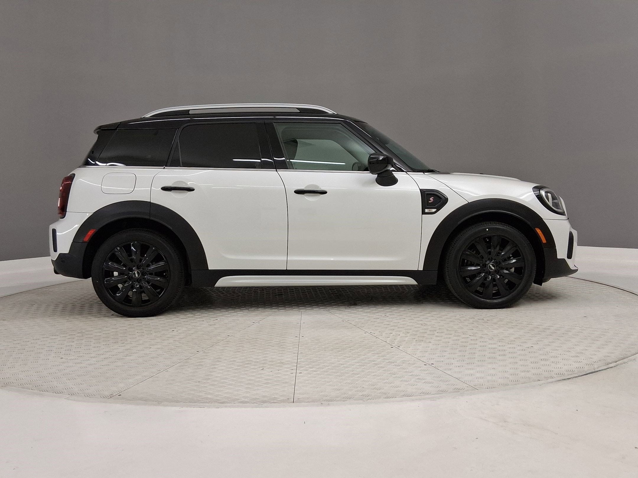 2024 MINI Countryman Cooper S photo 5