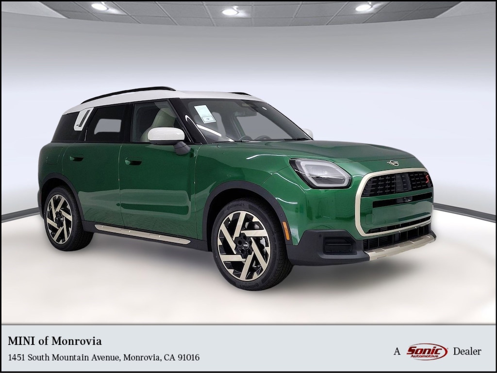 New 2025 MINI Countryman Iconic SUV