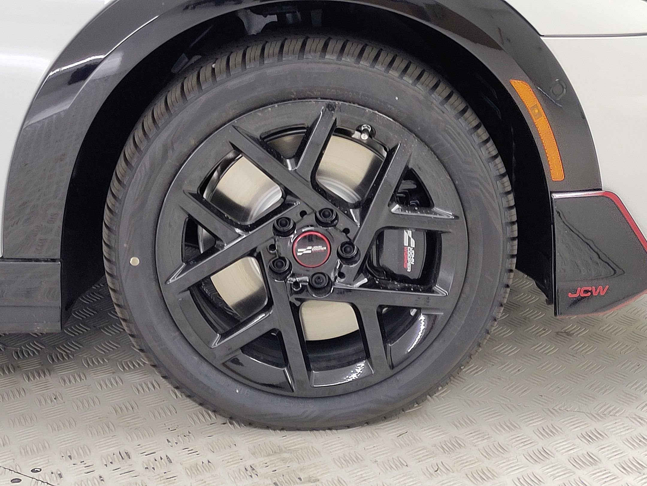 2026 Mini Cooper S Iconic photo 3