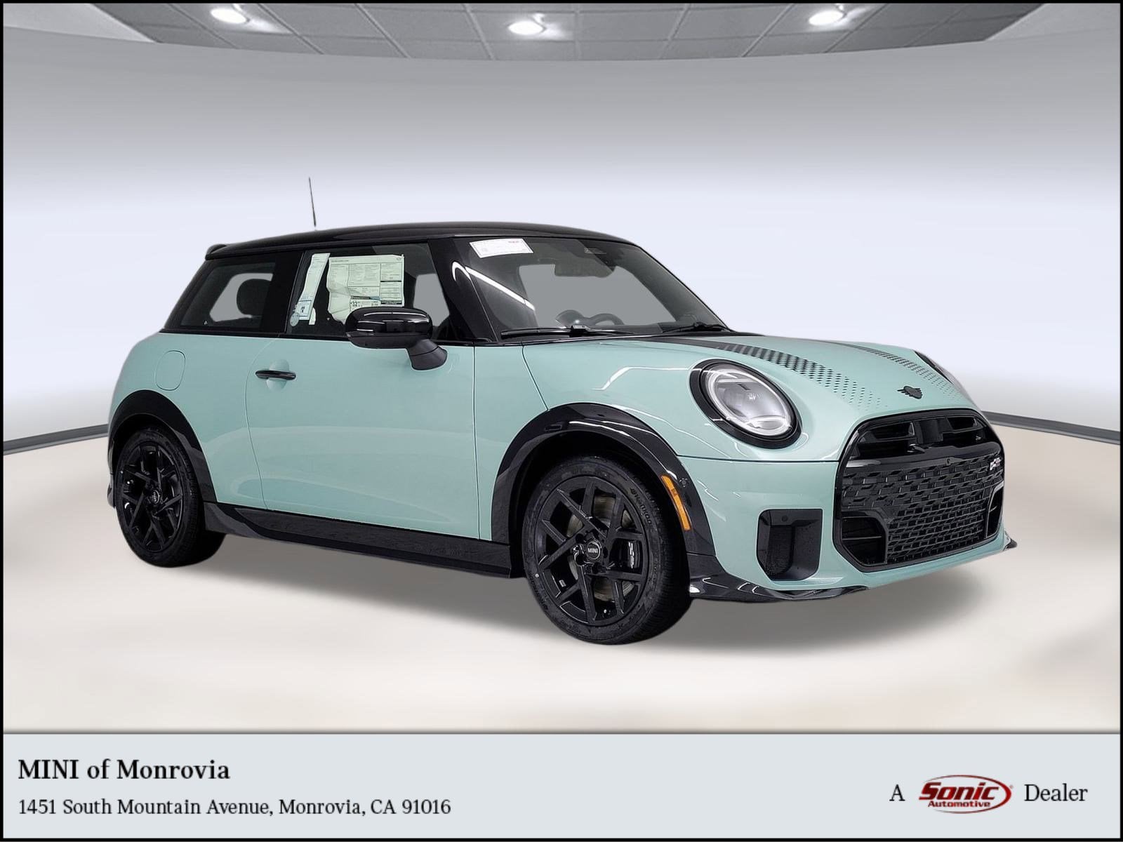 2026 MINI Hardtop 2 Door S's photo