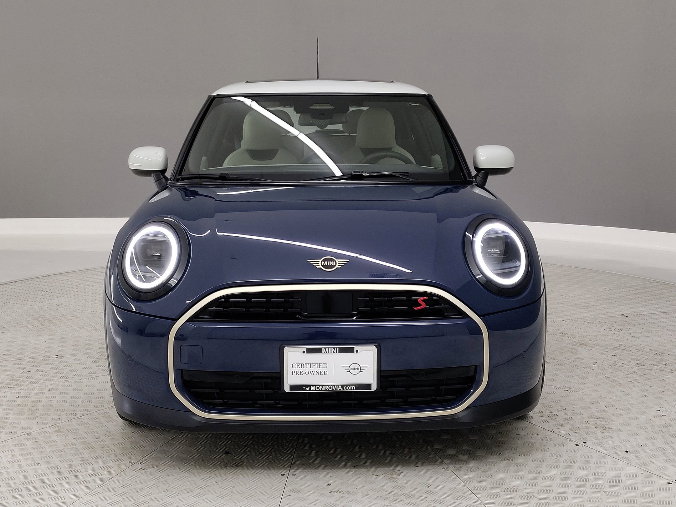 2025 Mini Cooper 2 Door Hardtop S photo 2