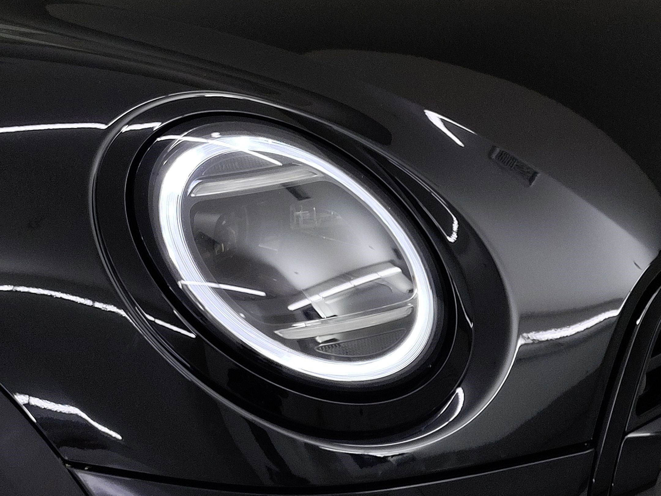 2026 Mini Cooper Hardtop S photo 2