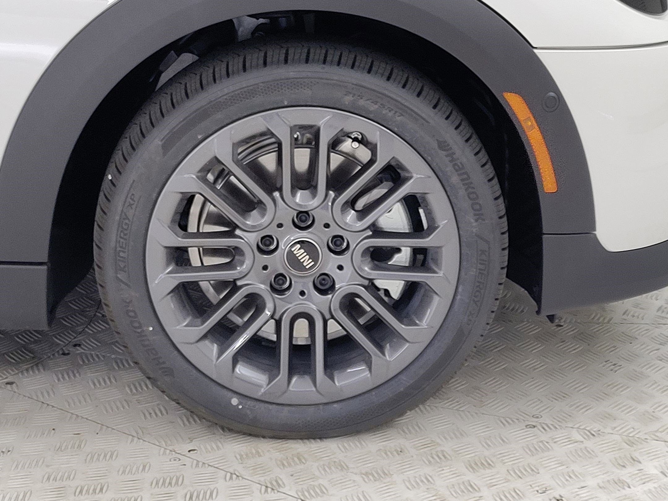 2026 Mini Cooper Signature photo 3