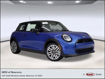 2026 MINI 2 Door Signature Plus Hatchback