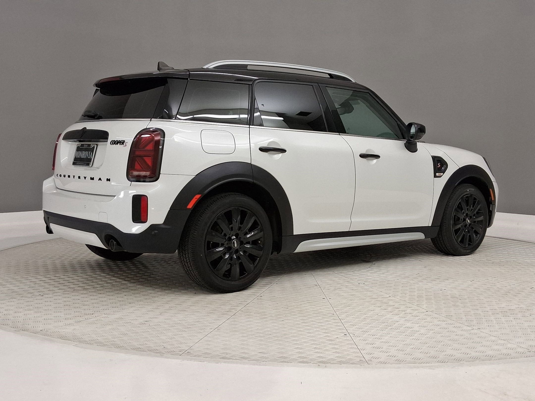 2024 MINI Countryman Cooper S photo 6
